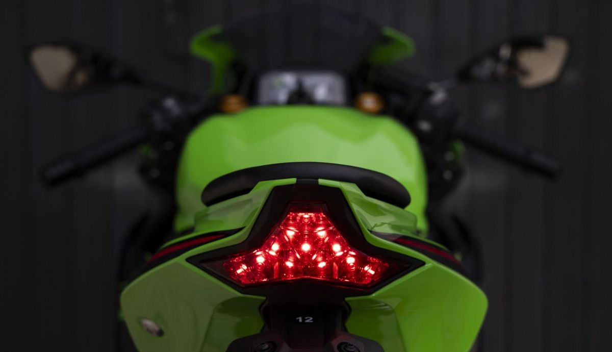 Kawasaki ZX 4RR 2024 (6)