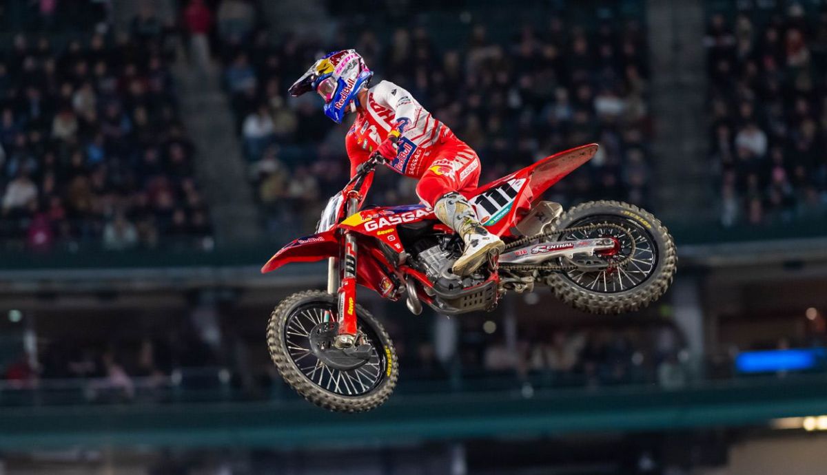Supercross 2024 Anaheim I (4) Supercross 2024 Anaheim I (4)