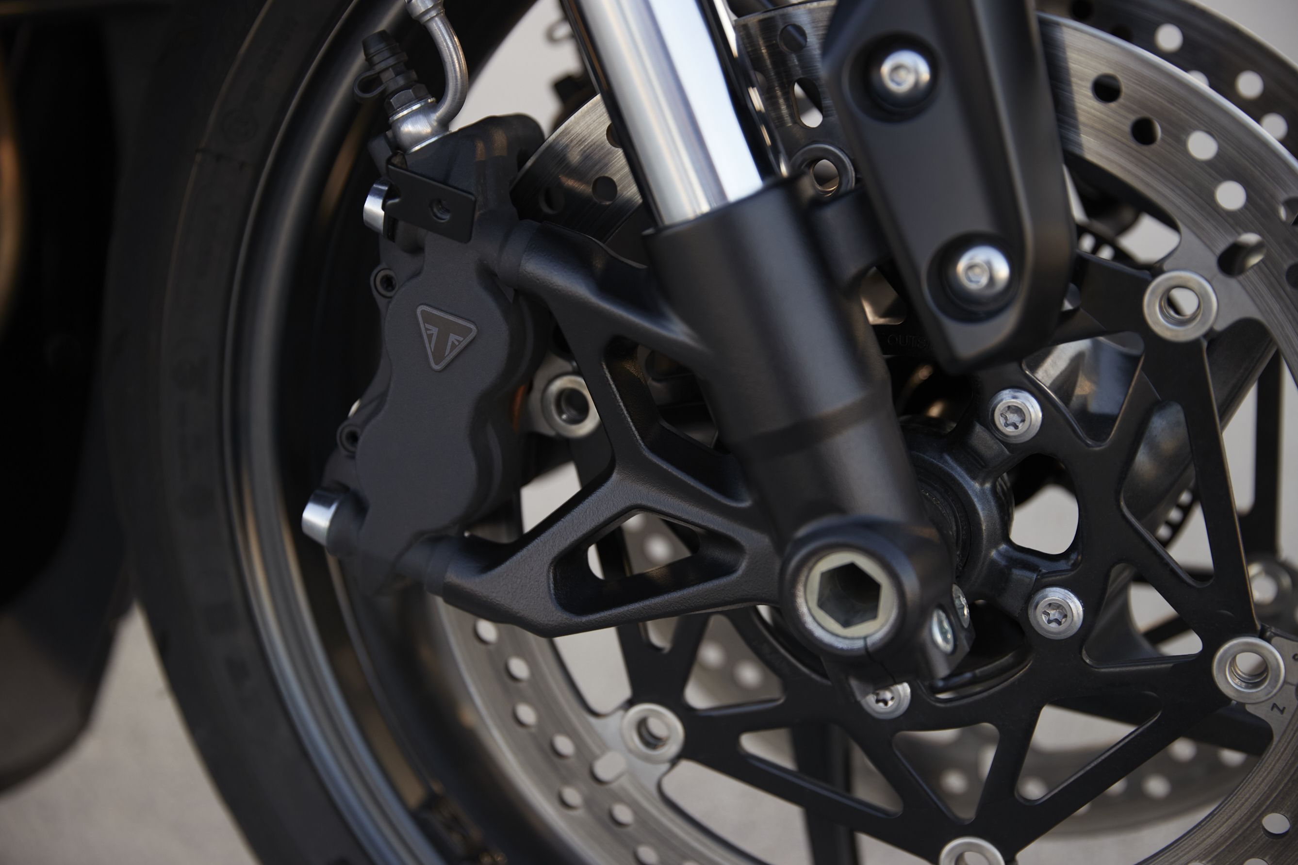 Triumph Daytona 660 2024 Detalles (12)