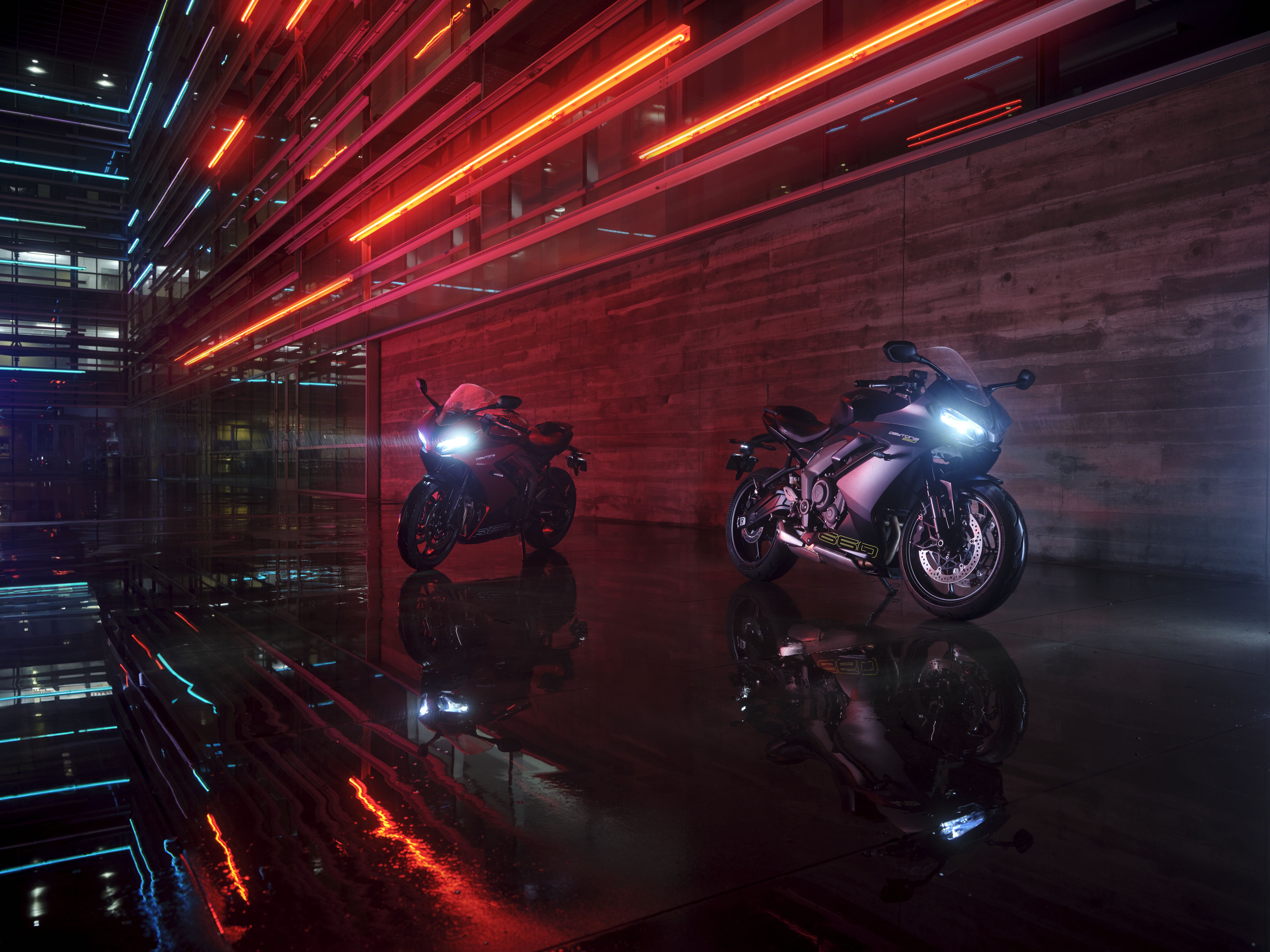 Triumph Daytona 660 2024 EStatica (2)