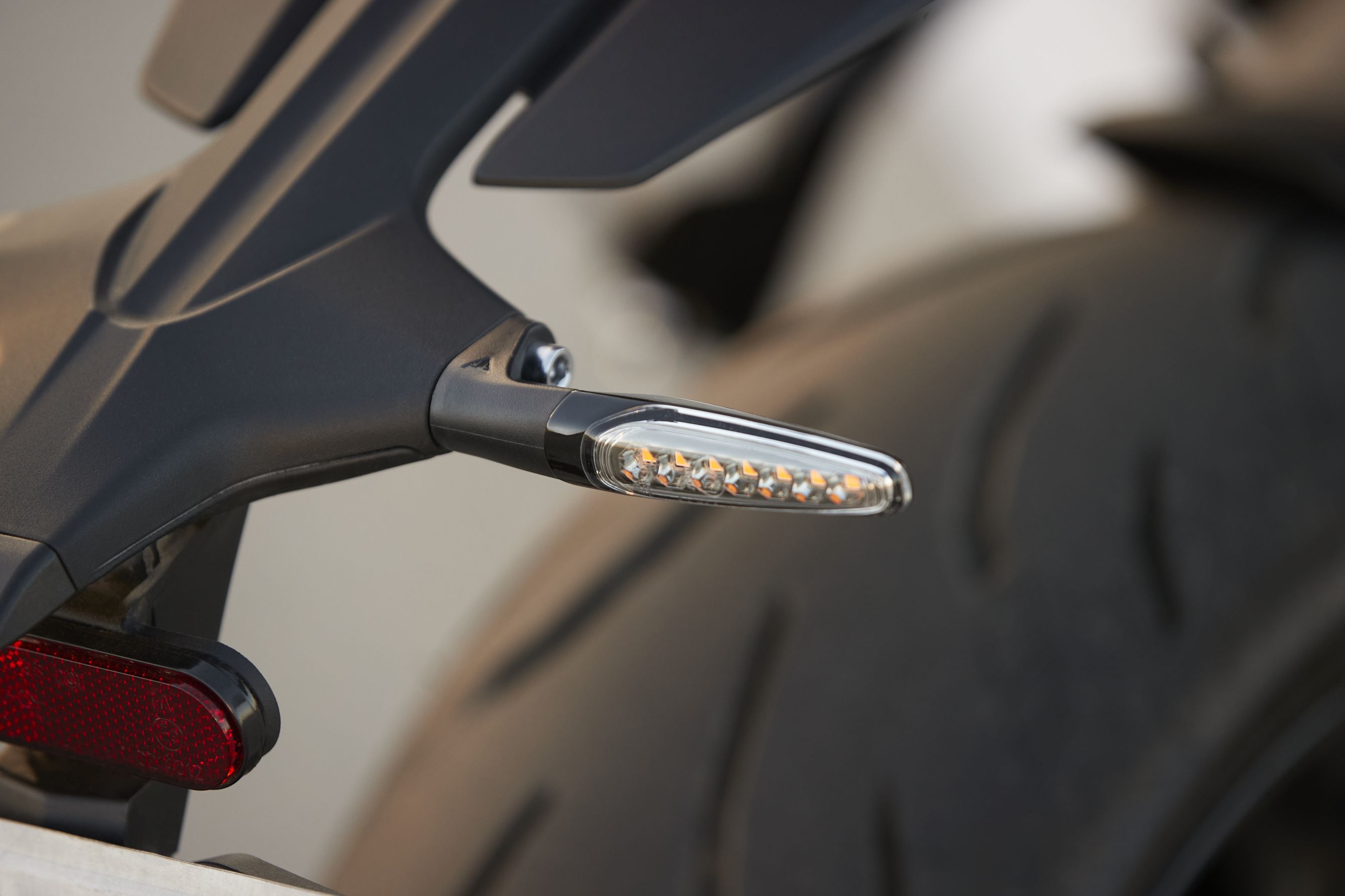 Triumph Daytona 660 2024 Accesorios (4)