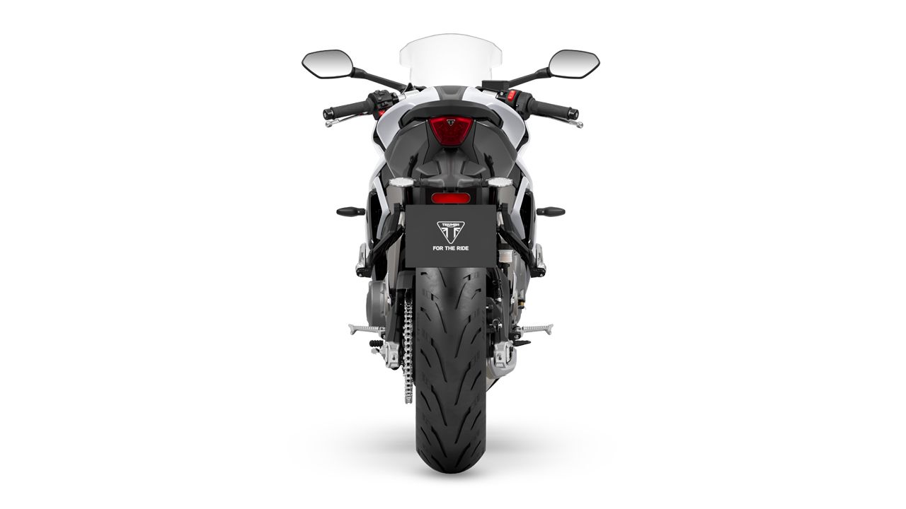 Triumph Daytona 660 2024 Estudio (17)