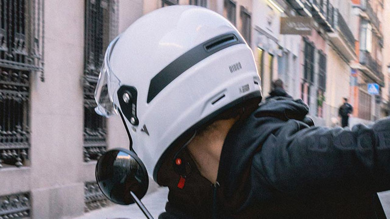 Casco By City Rider blanco brillante
