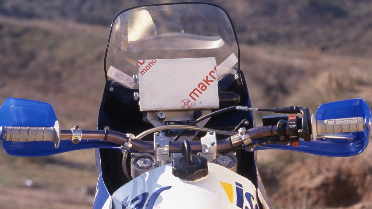Prueba histórica CSV 650 Dakar 2002