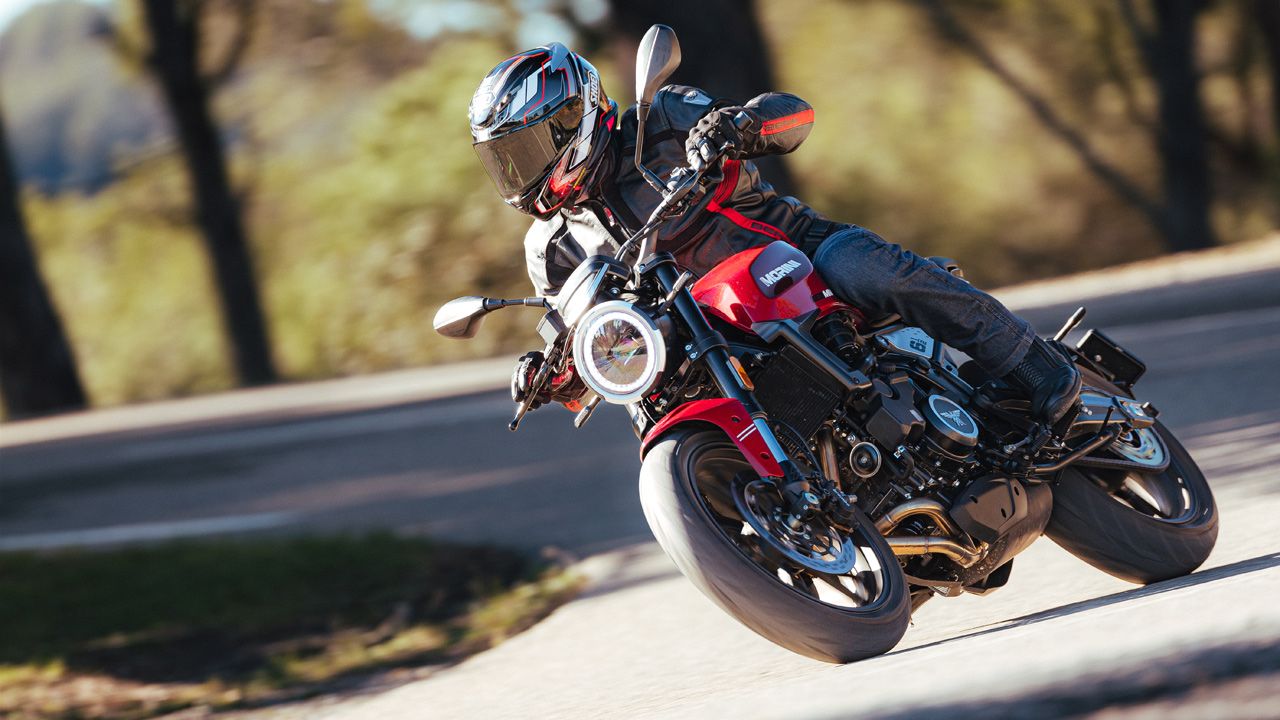 Moto Morini Seiemmezzo STR