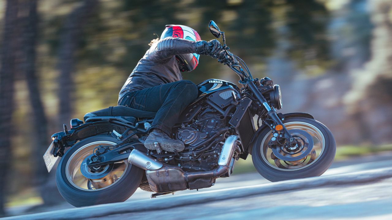 Yamaha XSR700