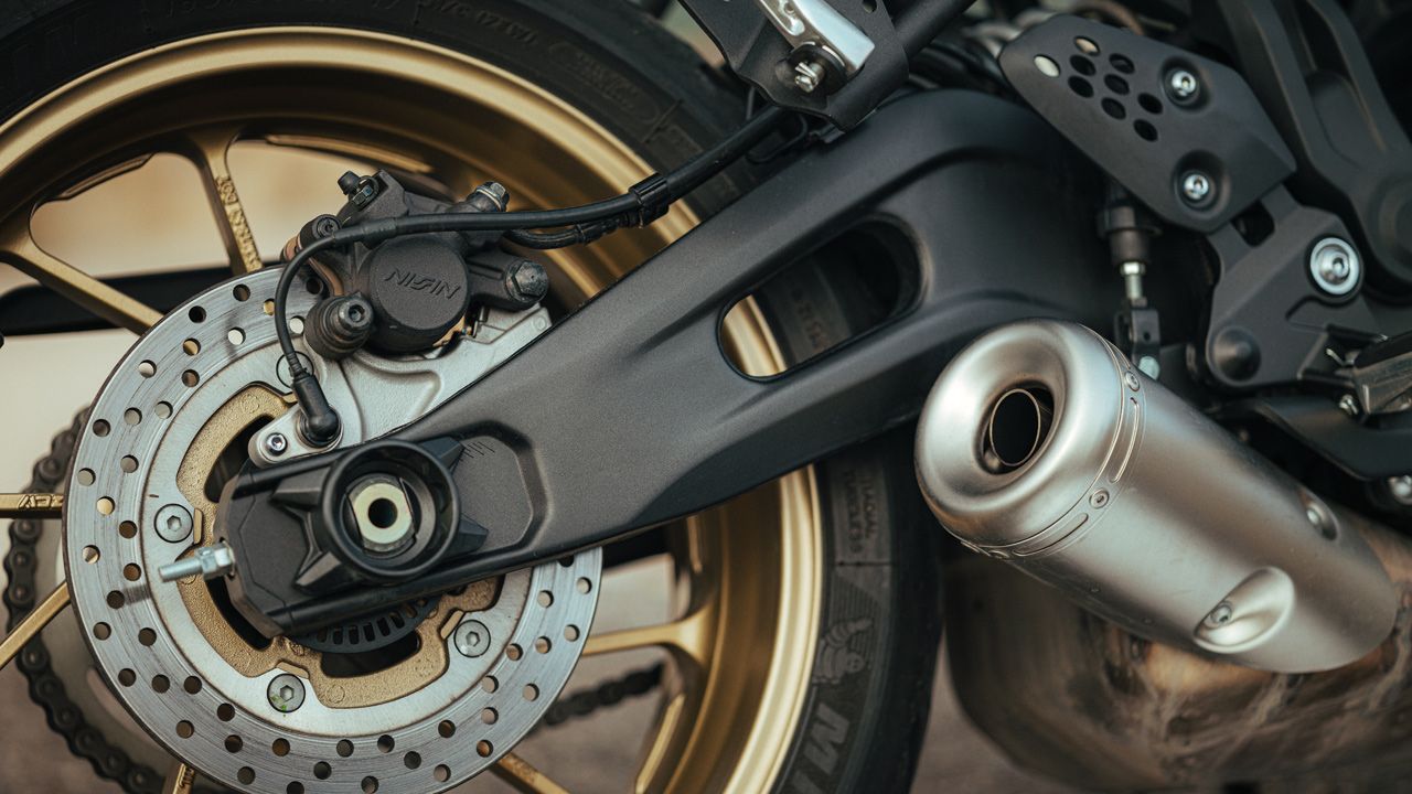 Yamaha XSR700