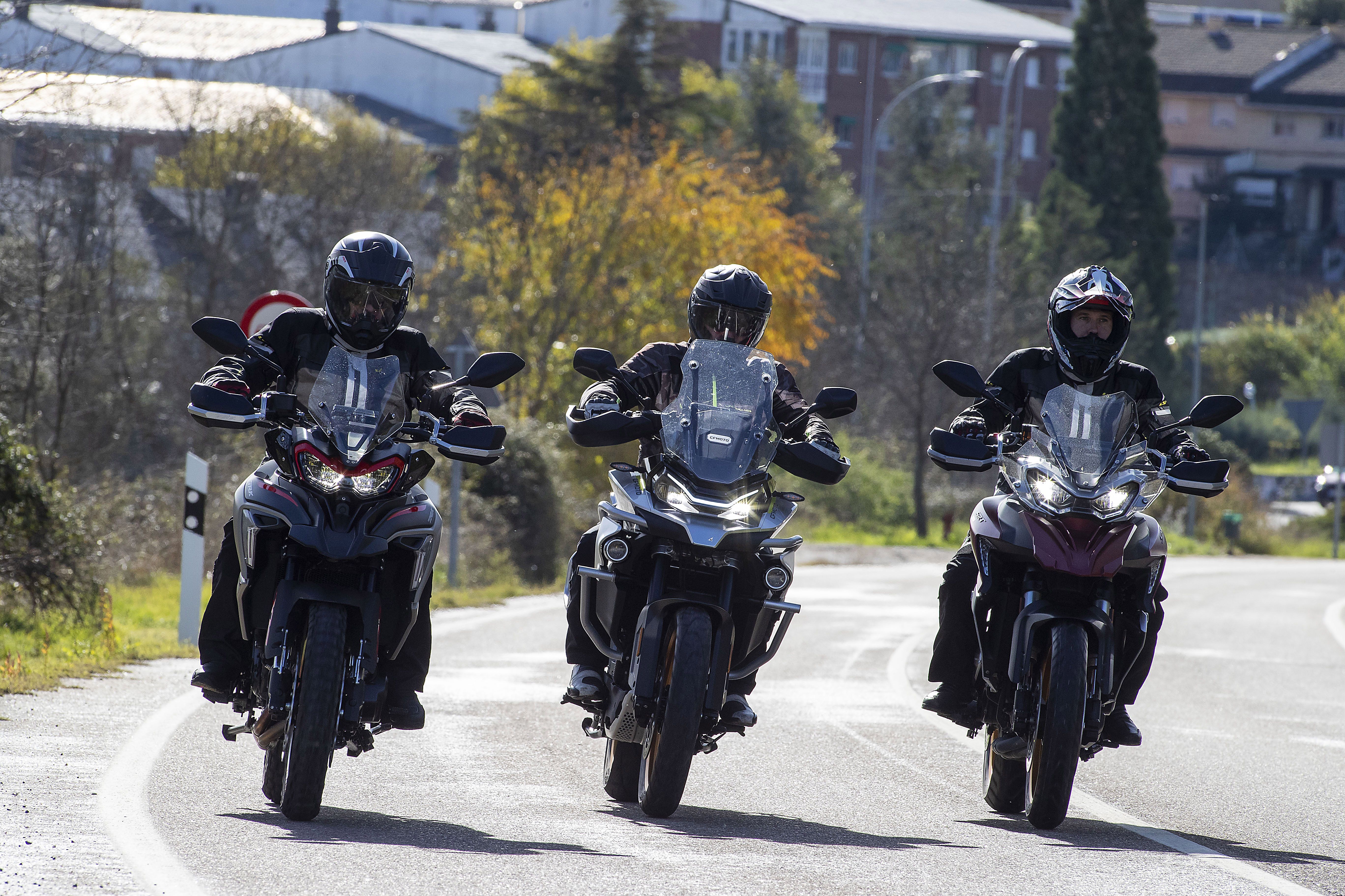 Comparativa Benelli TRK 702 X CF Moto 800 MT QJ Motor SRT 800 X 2023 (1)