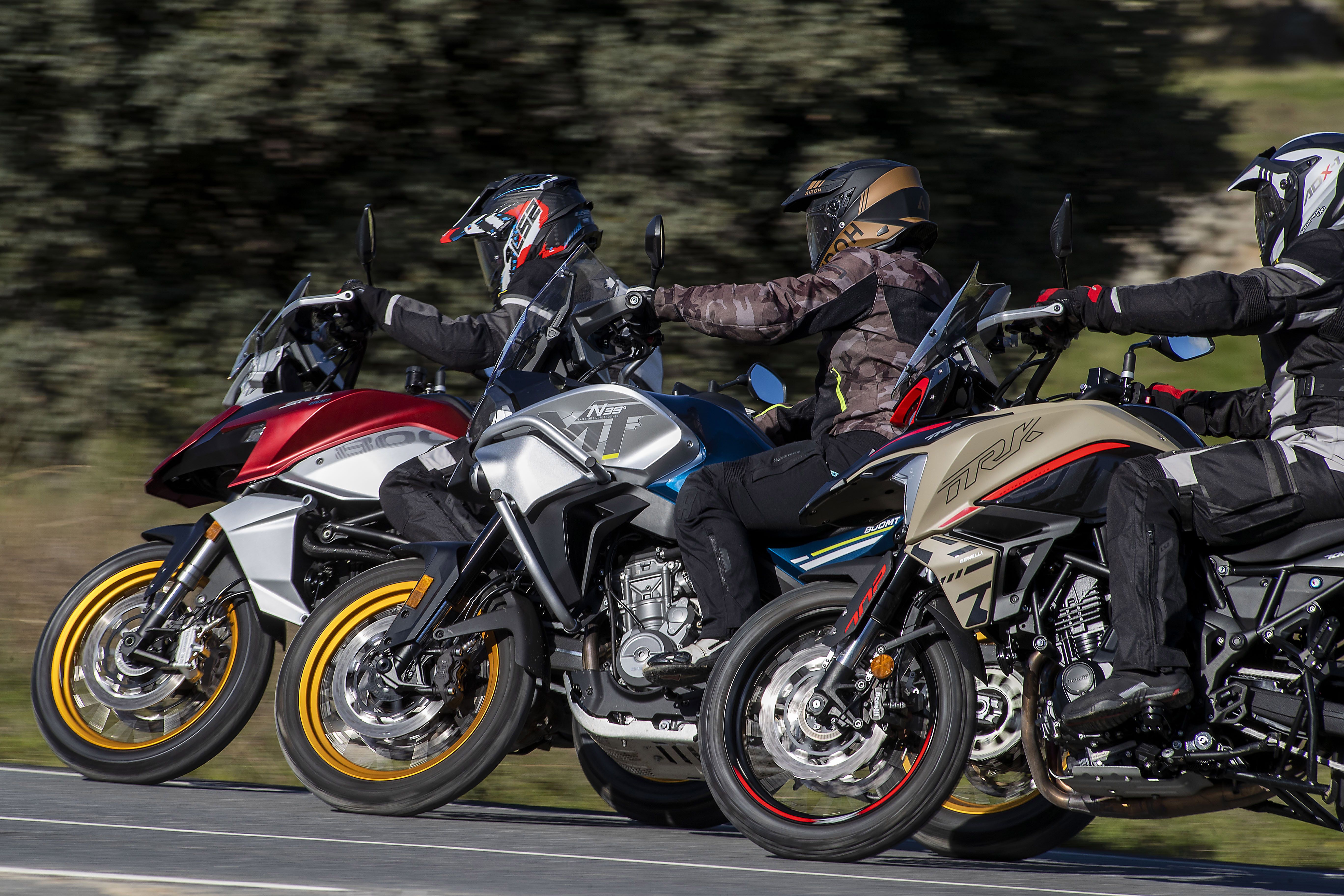 Comparativa Benelli TRK 702 X CF Moto 800 MT QJ Motor SRT 800 X 2023 (20)