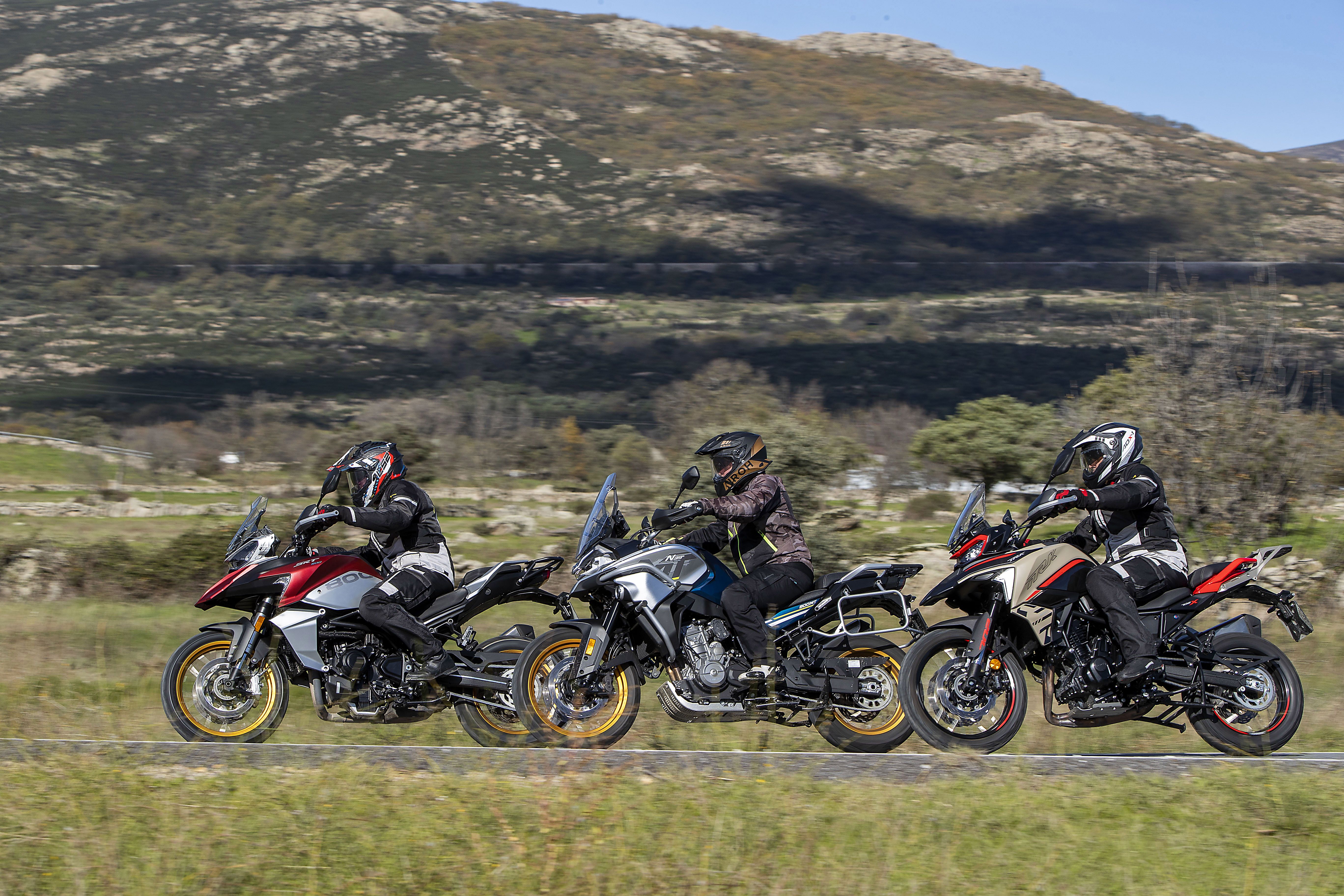 Comparativa Benelli TRK 702 X CF Moto 800 MT QJ Motor SRT 800 X 2023 (30)