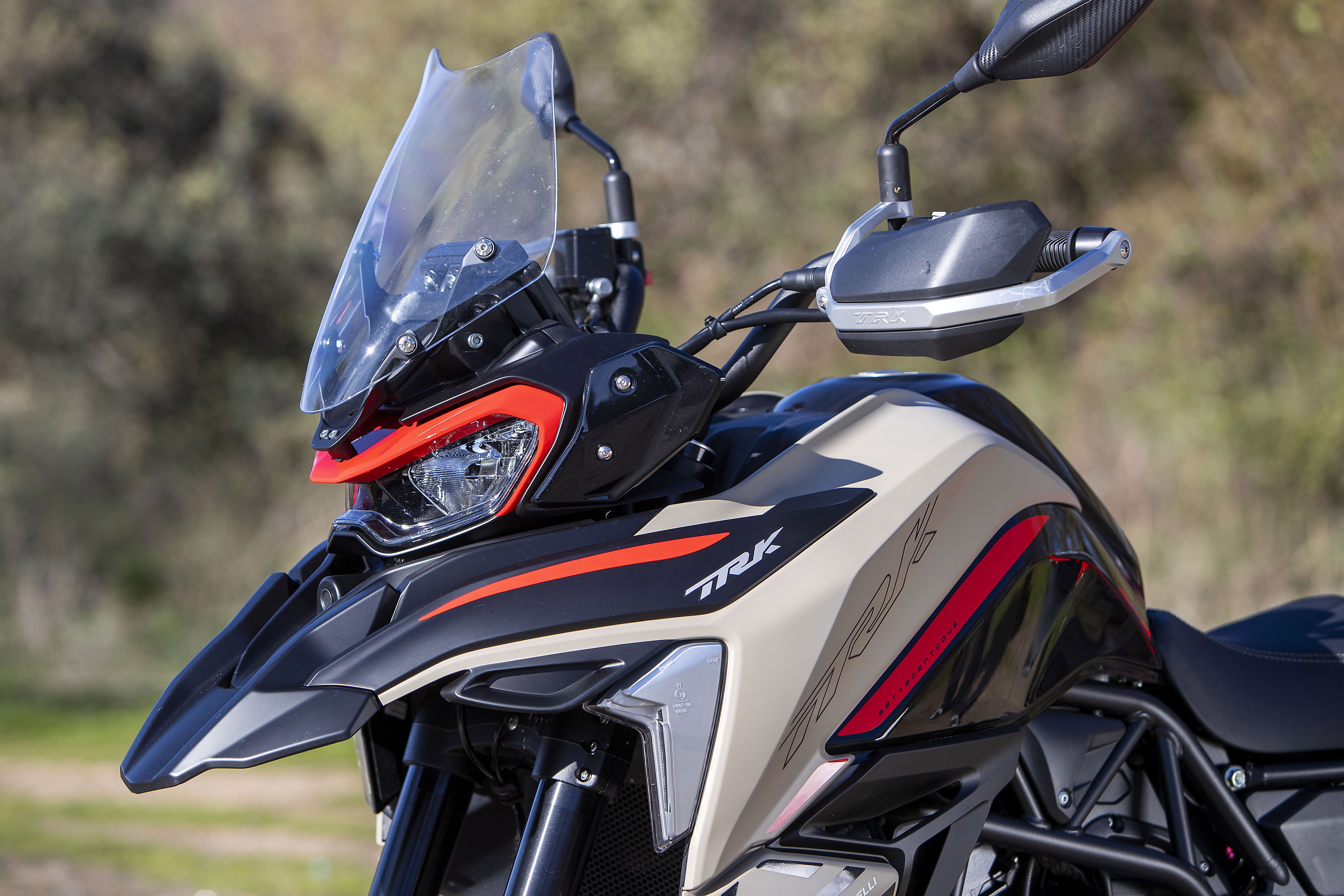 Benelli TRK 702 X 2023 Detalles (4)