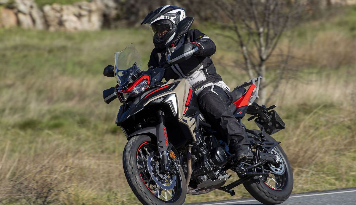 Benelli TRK 702 2023 Accion (4)