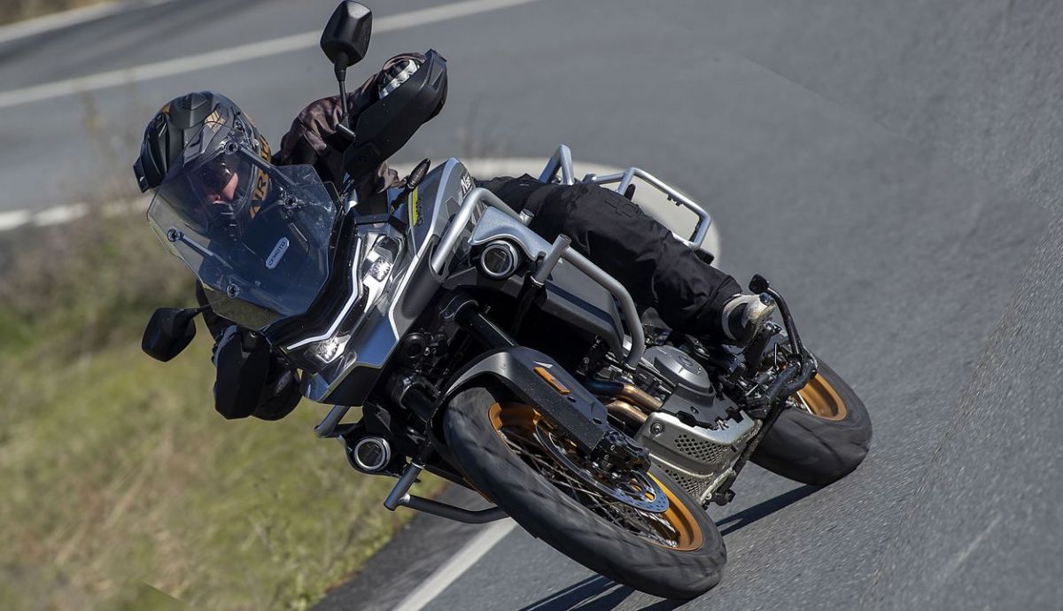 CF Moto 800 MT 2023 Accion (6)