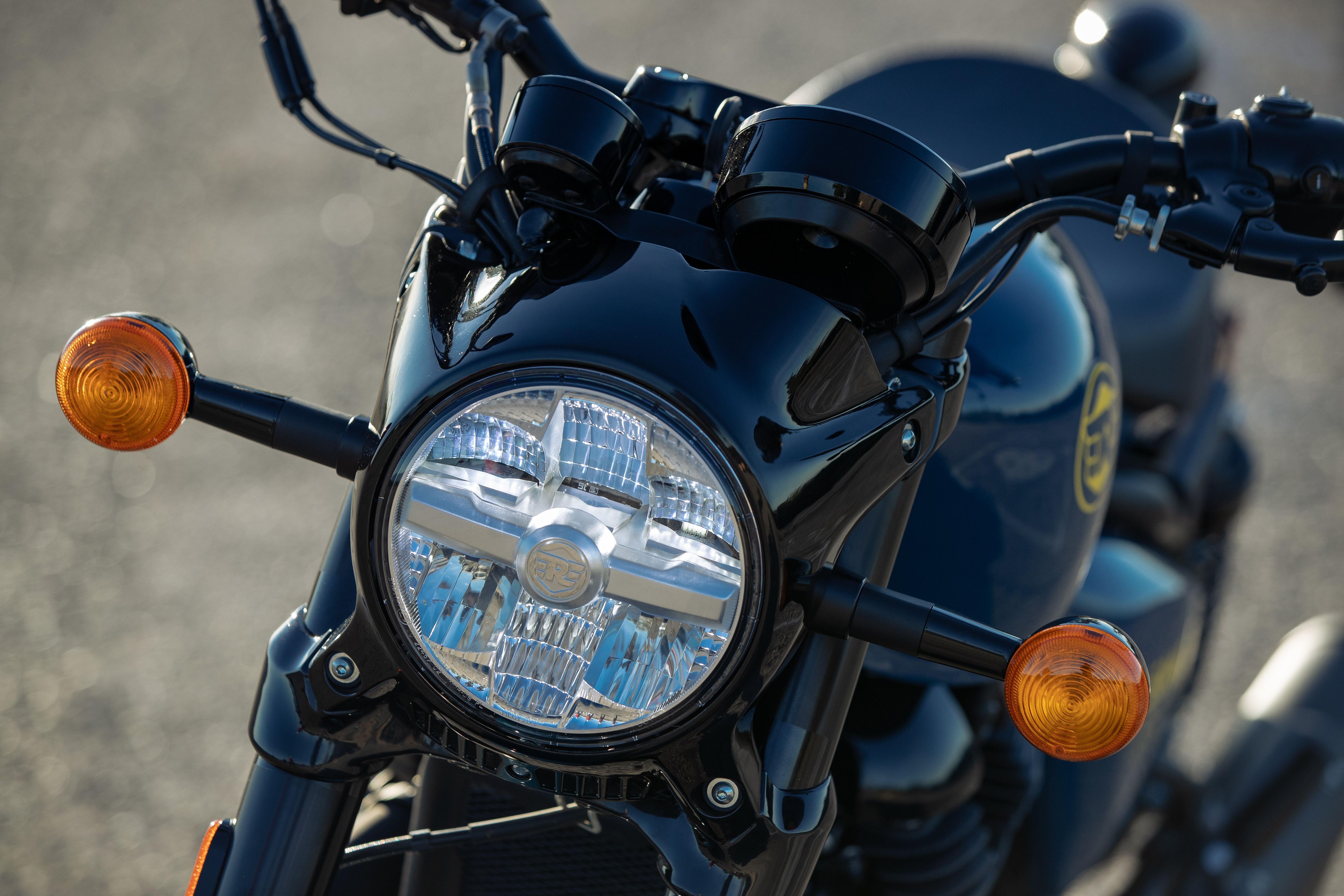 Royal Enfield Shotgun 650 detalles (10)