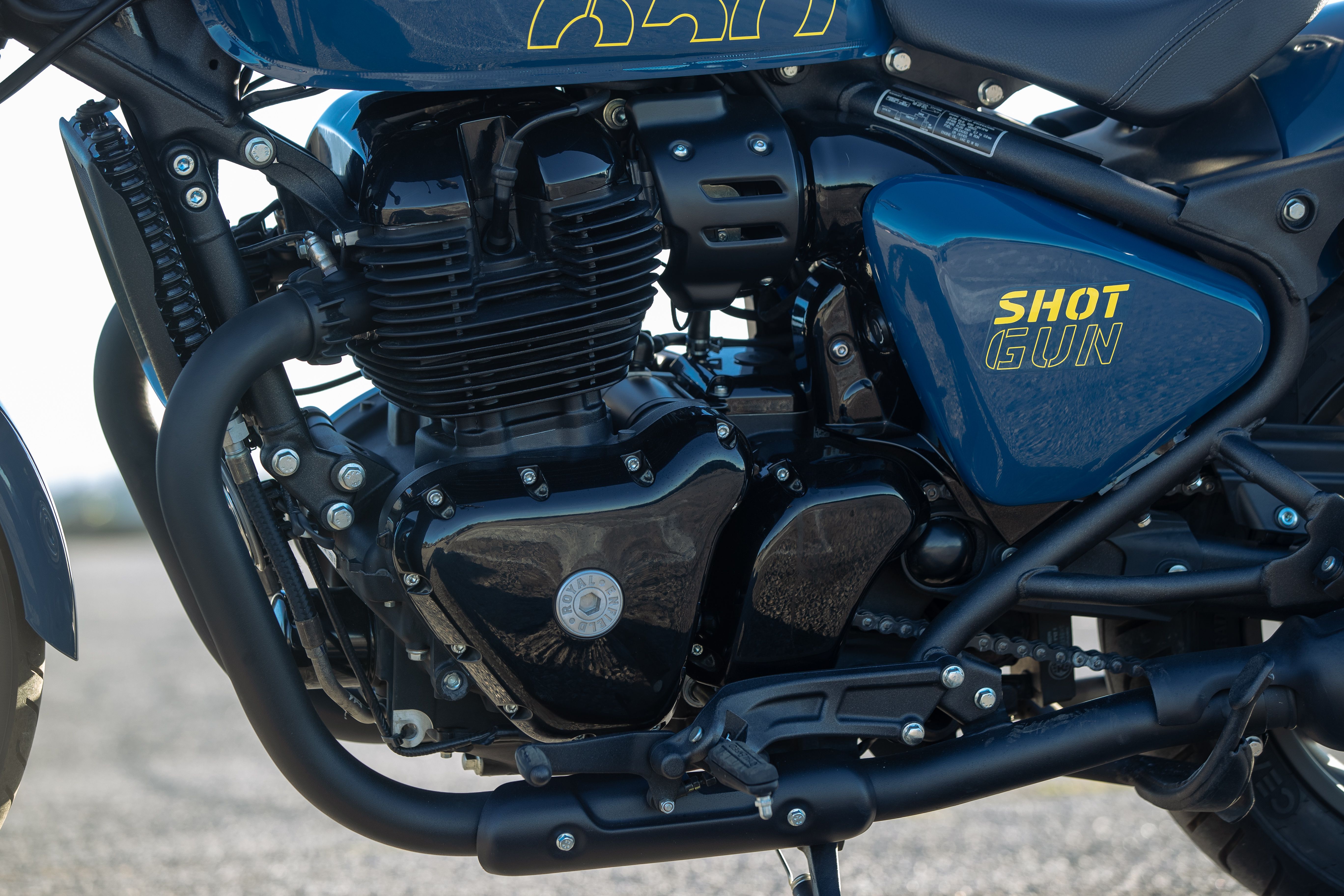 Royal Enfield Shotgun 650 detalles (11)
