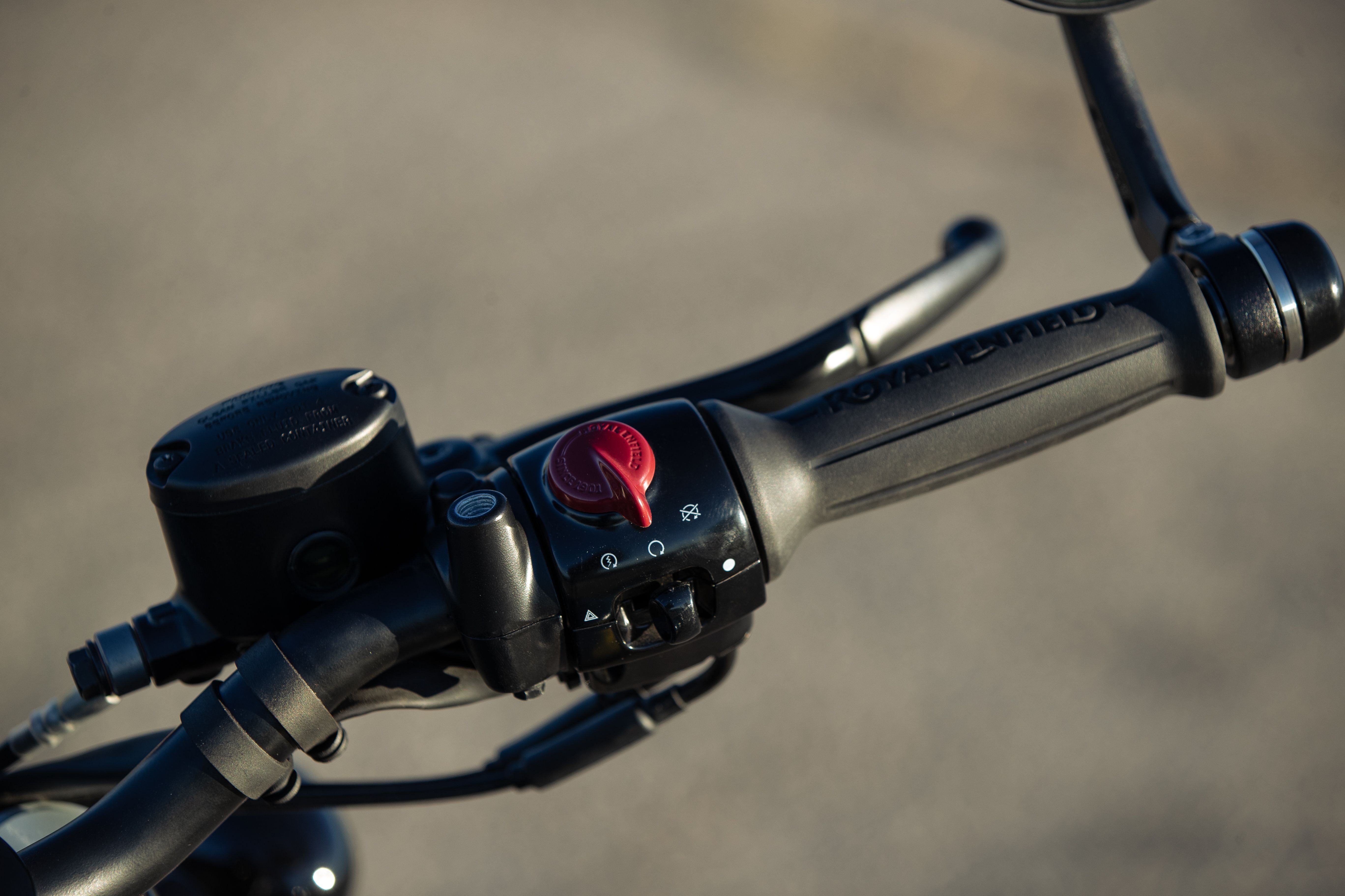 Royal Enfield Shotgun 650 detalles (13)