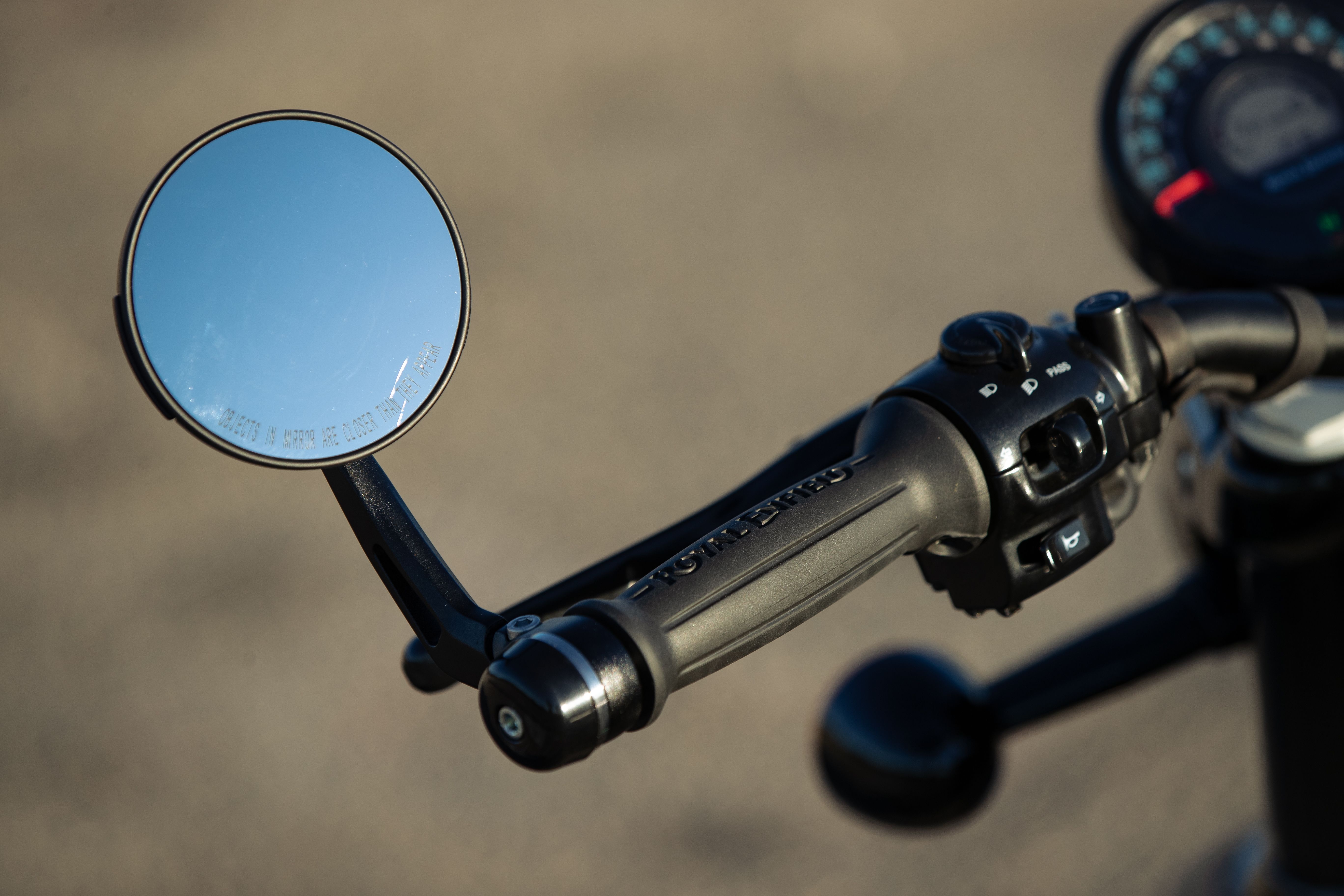 Royal Enfield Shotgun 650 detalles (15)