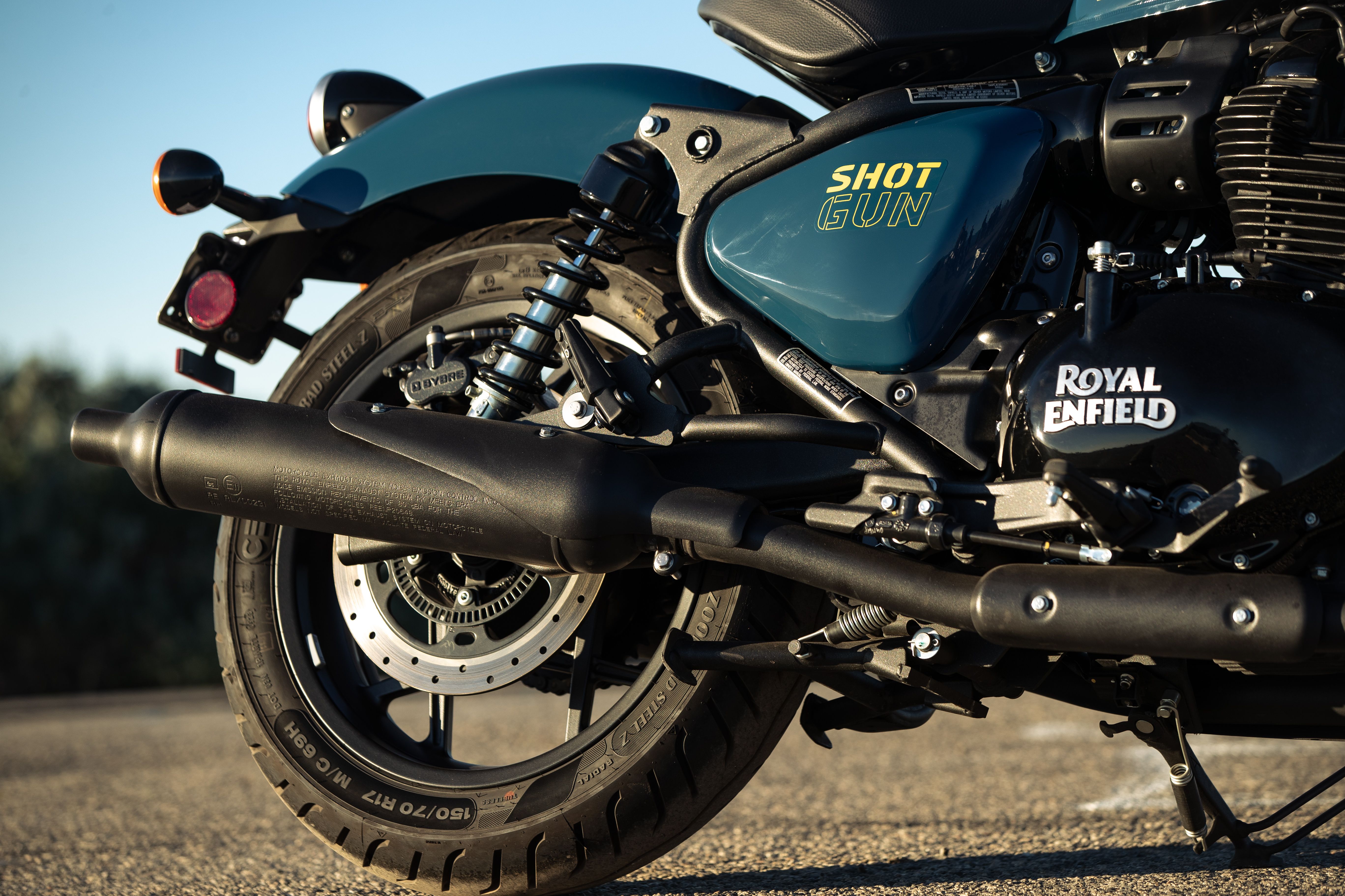 Royal Enfield Shotgun 650 detalles (19)