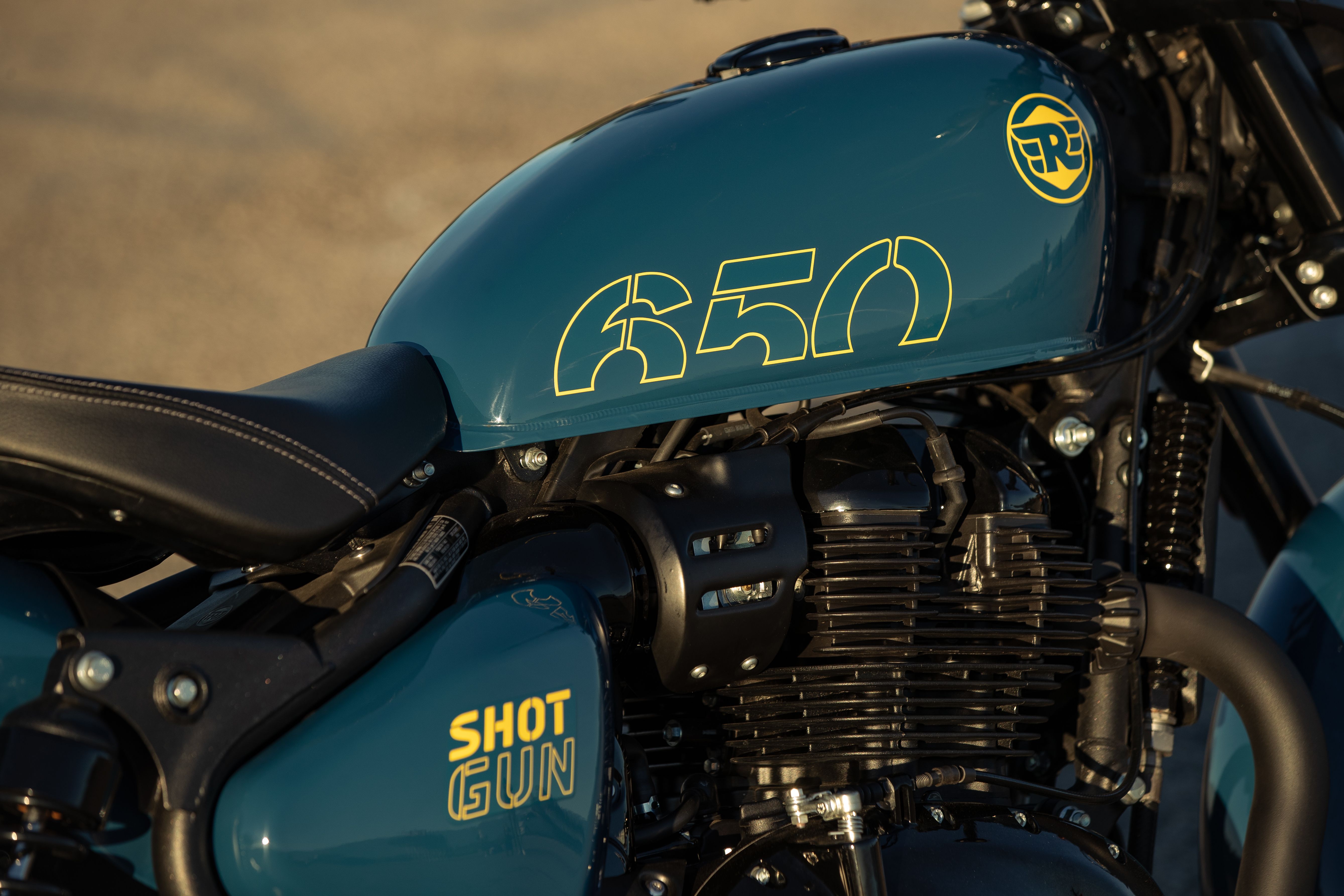 Royal Enfield Shotgun 650 detalles (21)