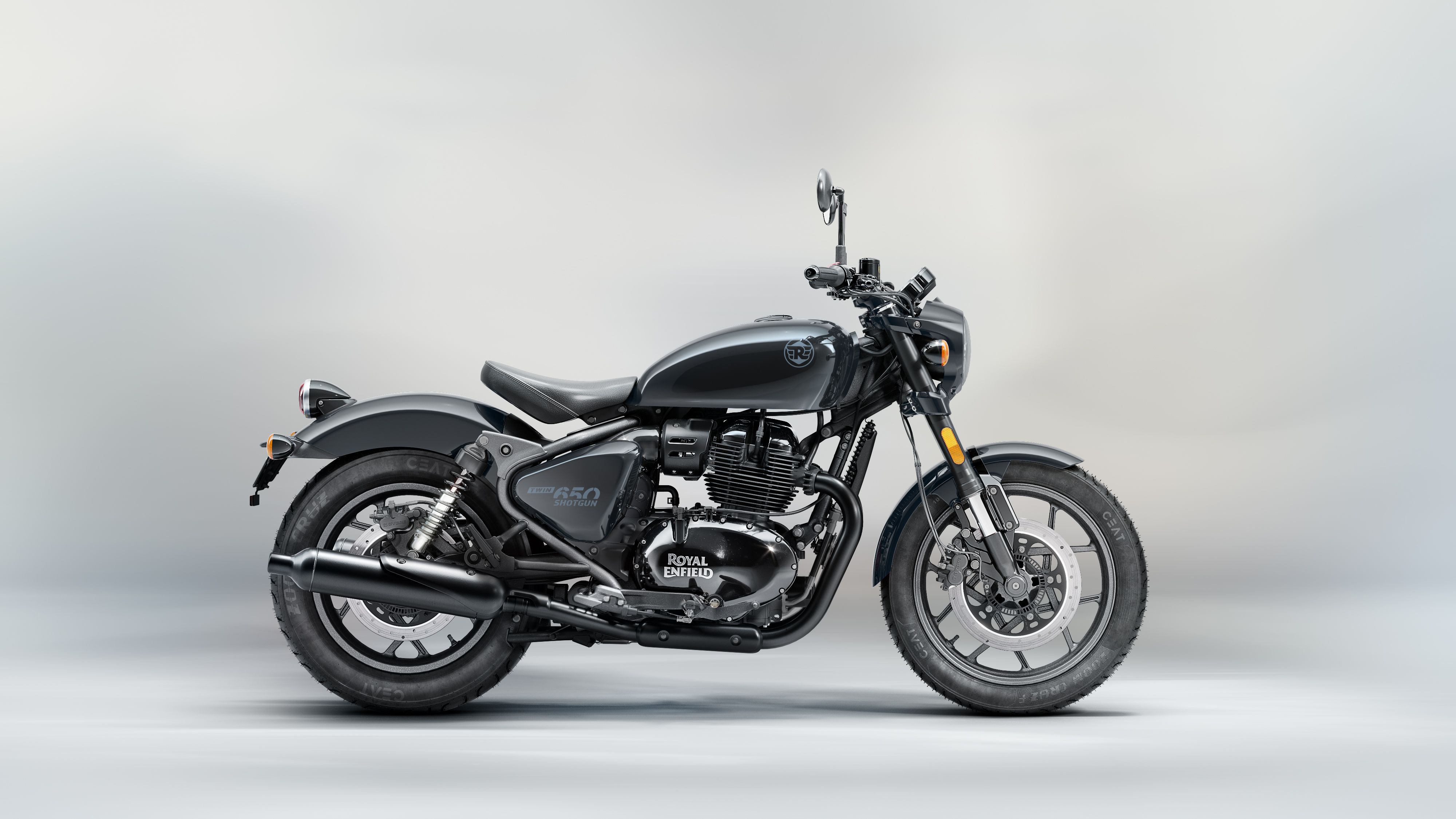 Royal Enfield Shotgun 650   Sheet Metal Grey (1)