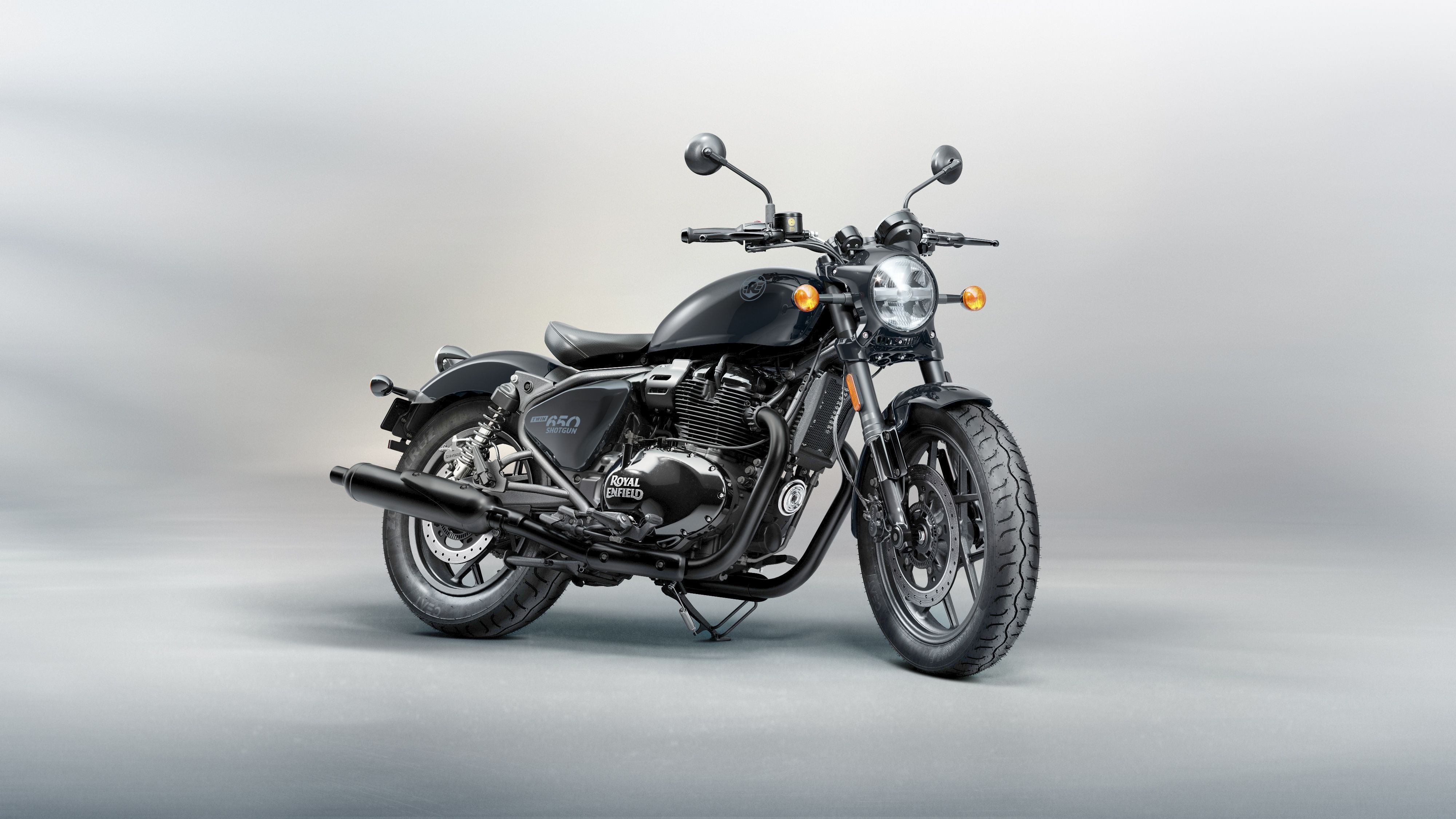 Royal Enfield Shotgun 650   Sheet Metal Grey (2)