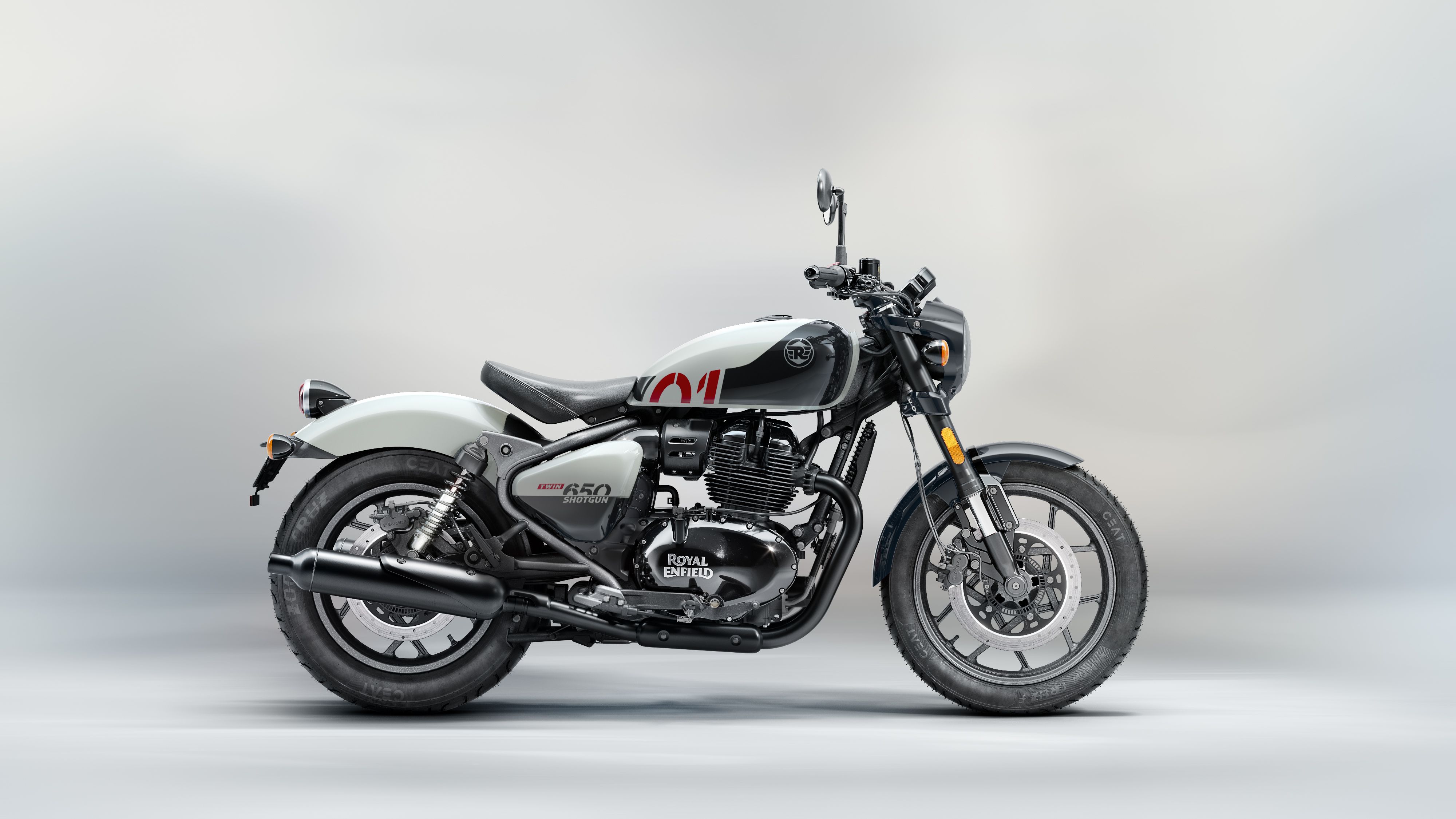 Royal Enfield Shotgun 650   Stencil White (1)