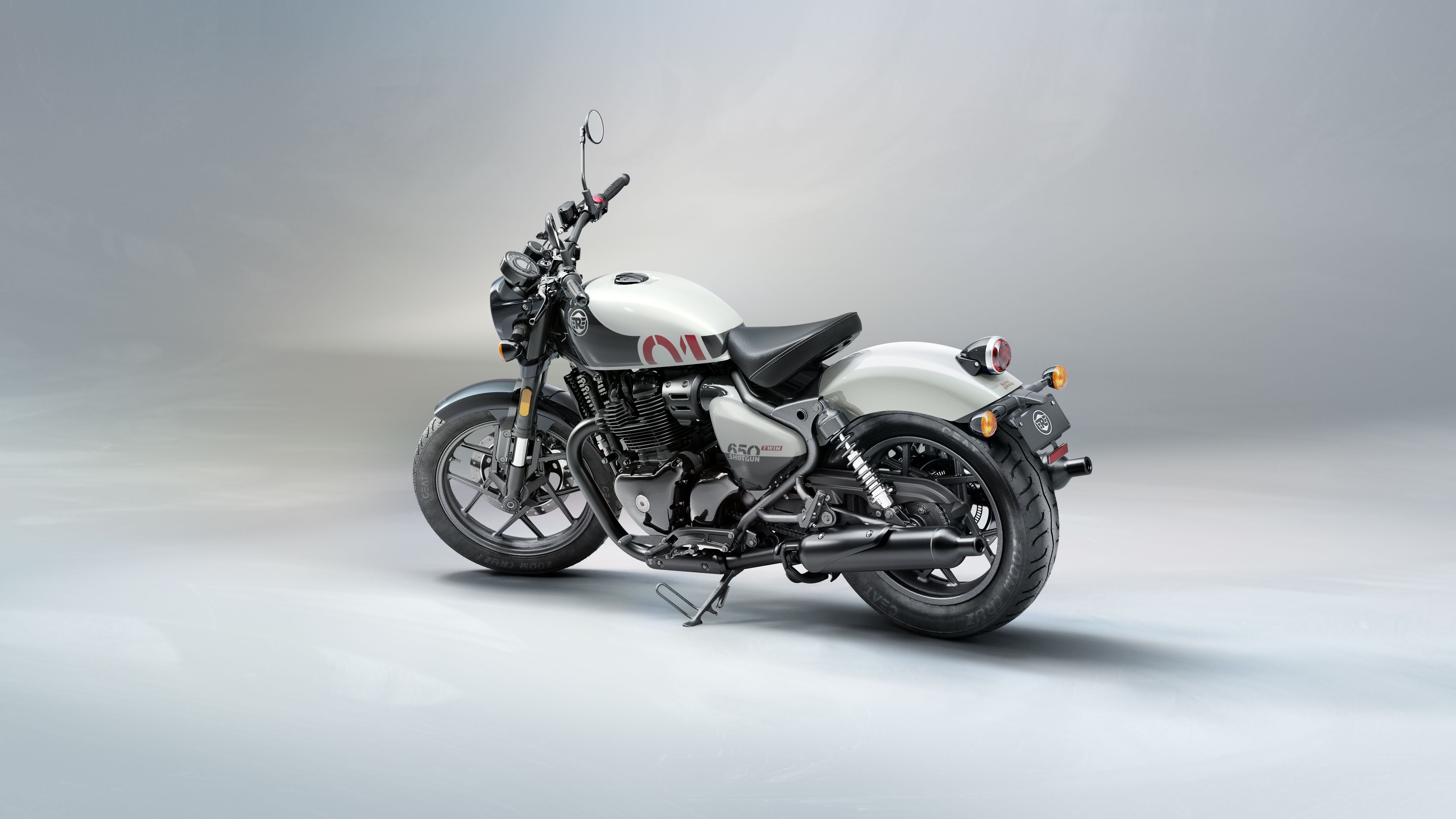 Royal Enfield Shotgun 650   Stencil White (4)