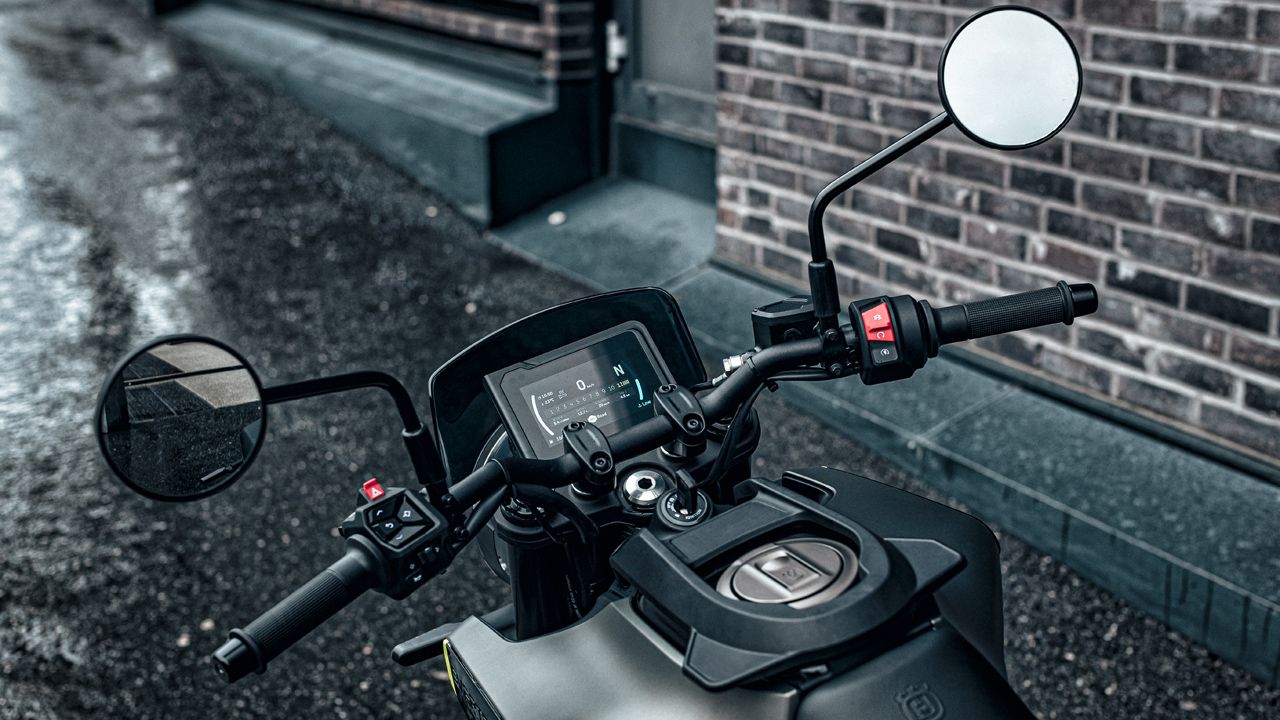Husqvarna Svartpilen 125 2024