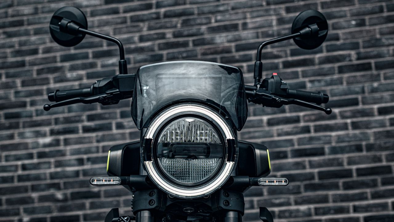 Husqvarna Svartpilen 125 2024