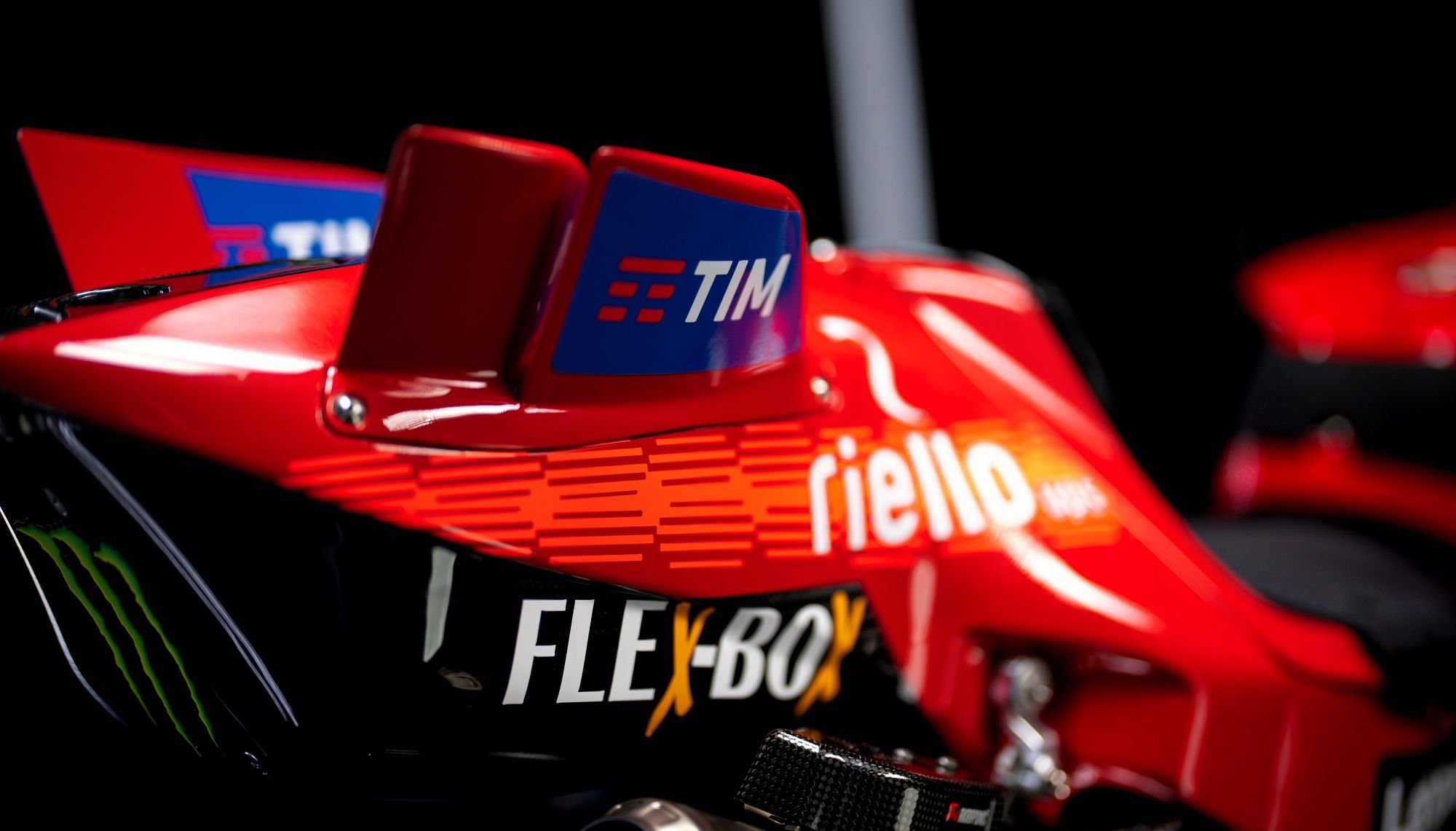 Ducati Desmosedici GP24 Lenovo Pecco Bagnaia Enea Bastianini 34