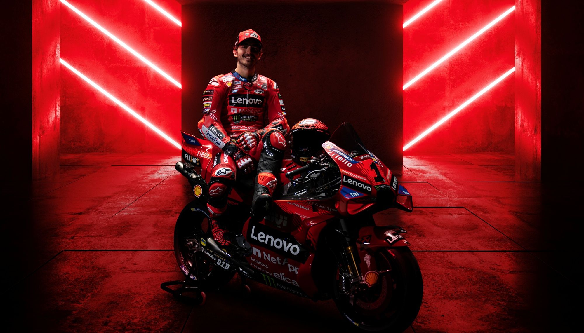 Ducati Desmosedici GP24 Lenovo Pecco Bagnaia Enea Bastianini 77