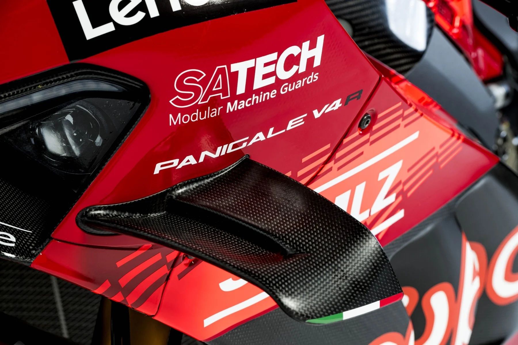 Ducati Panigale V4R Aruba it WSBK 2024 Álvaro Bautista Nicolò Bulega 36