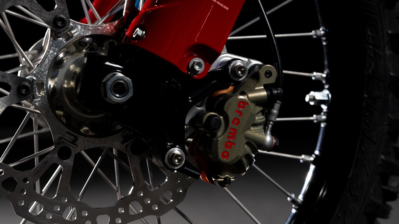 Ducati Desmo450 MX