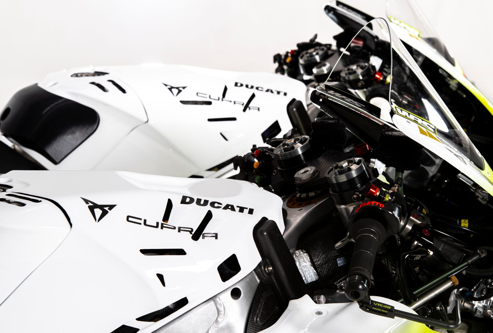 Ducati Desmosedici GP23 Pertamina Enduro VR46 MotoGP 2024 Marco Bezzecchi Fabio Di Giannantonio 37