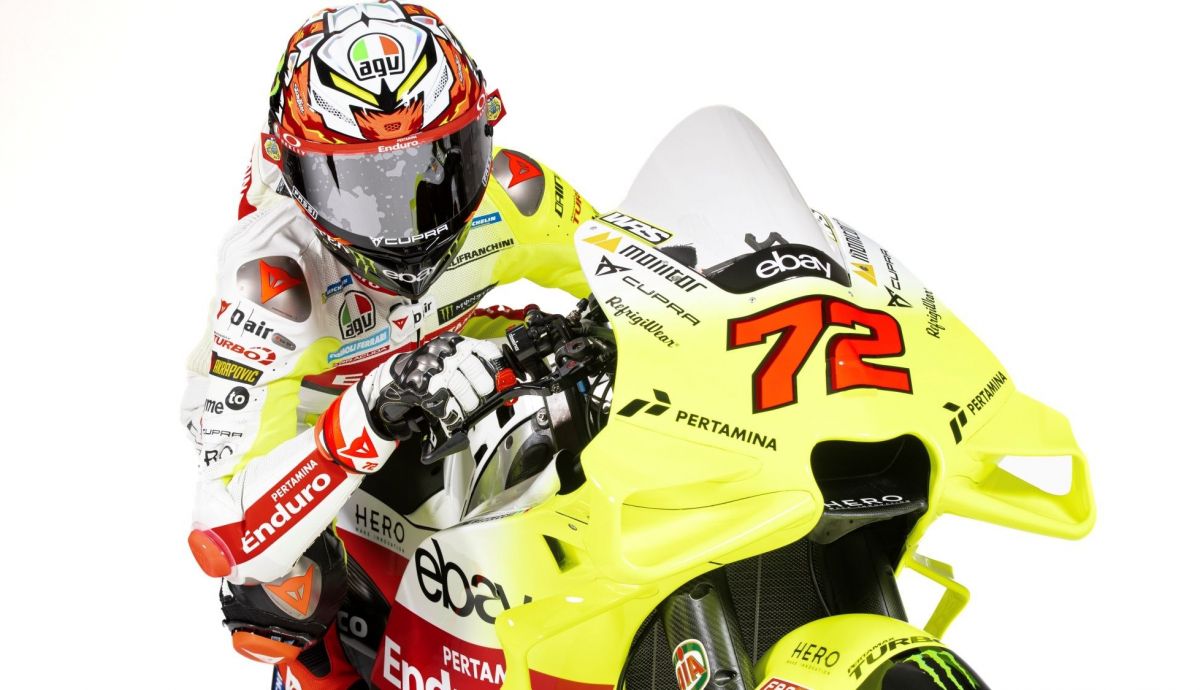 Marco Bezzecchi sobre la Ducati Desmosedici GP23 del Pertamina Enduro VR46 para MotoGP 2024