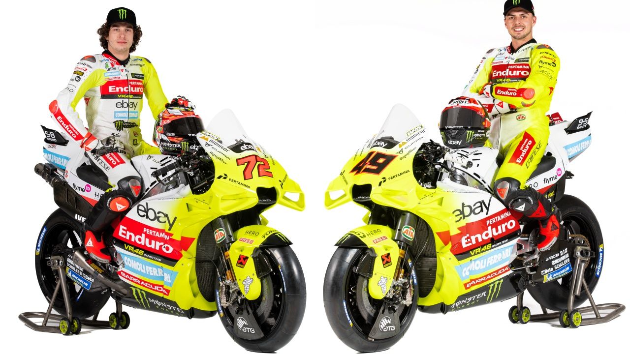 Marco Bezzecchi y Fabio Di Giannantonio sobre las Ducati Desmosedici GP23 del Pertamina Enduro VR46 para MotoGP 2024