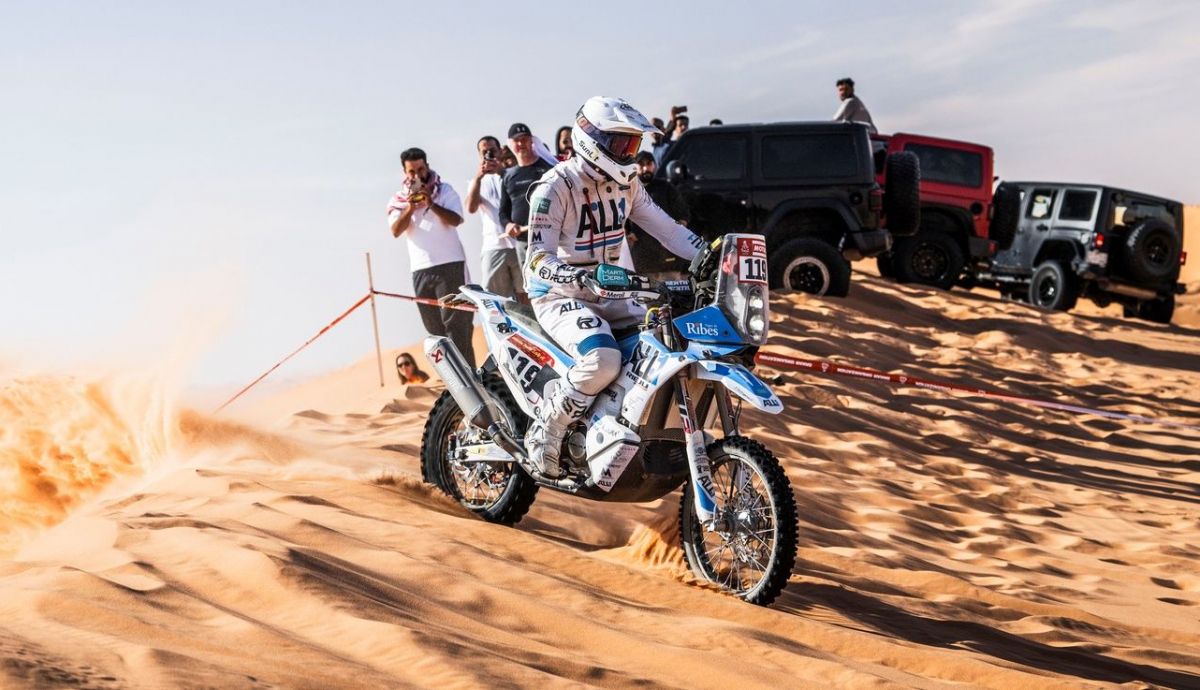 Javier Amat durante una etapa del Dakar 2024