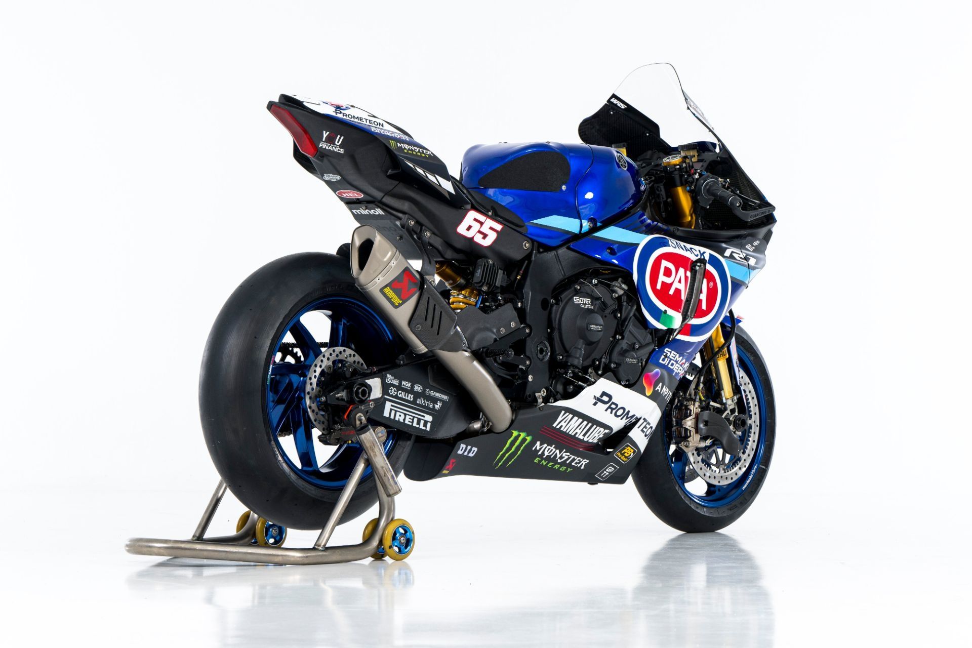 Yamaha YZF R1 Pata Prometeon WSBK 2024 Jonathan Rea Andrea Locatelli 02