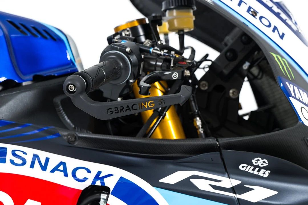 Yamaha YZF R1 Pata Prometeon WSBK 2024 Jonathan Rea Andrea Locatelli 09