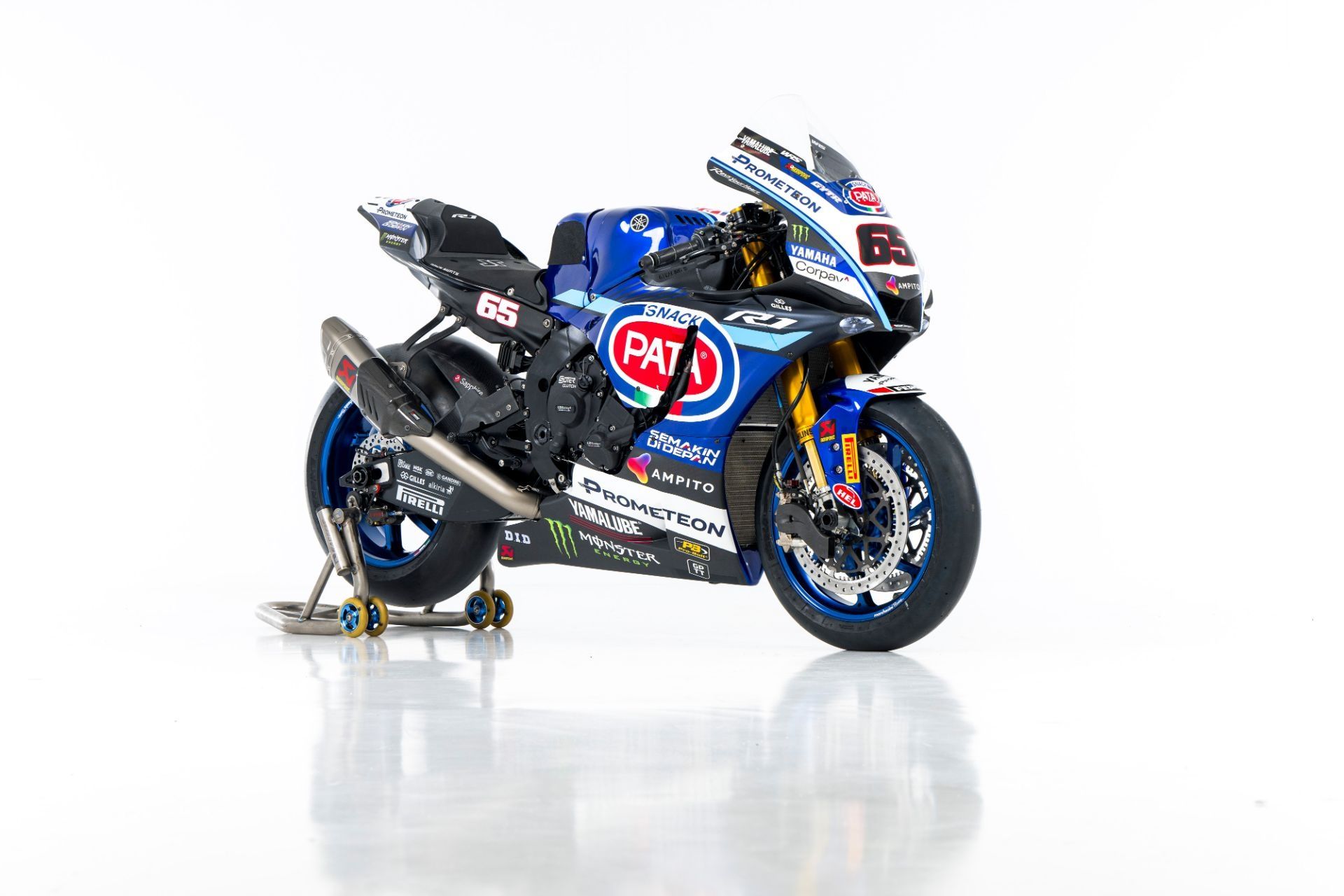 Yamaha YZF R1 Pata Prometeon WSBK 2024 Jonathan Rea Andrea Locatelli 19