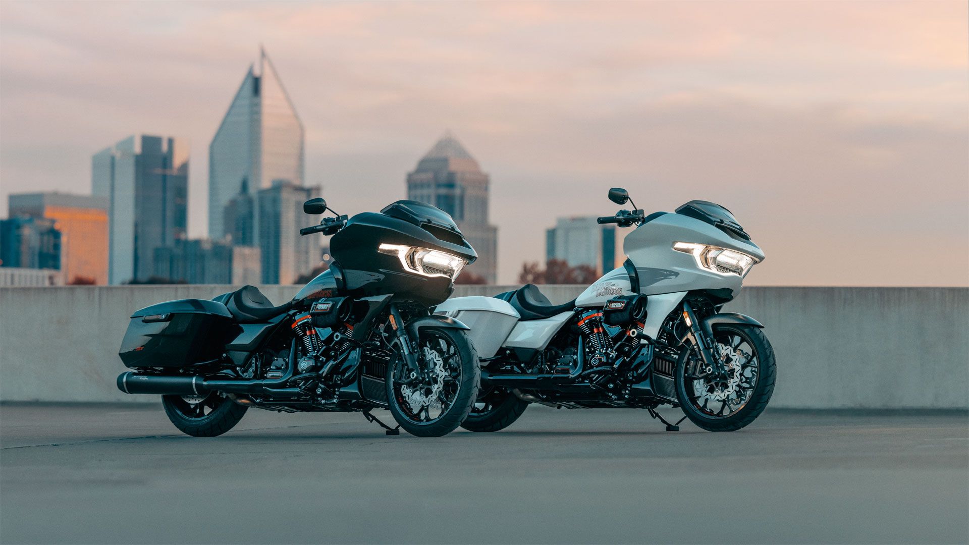 Harley Davidson FLTRXSE CVO Road Glide ST 2024 Accion (5)