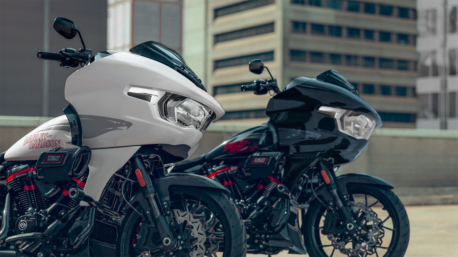 Harley Davidson FLTRXSE CVO Road Glide ST 2024 Accion (7)