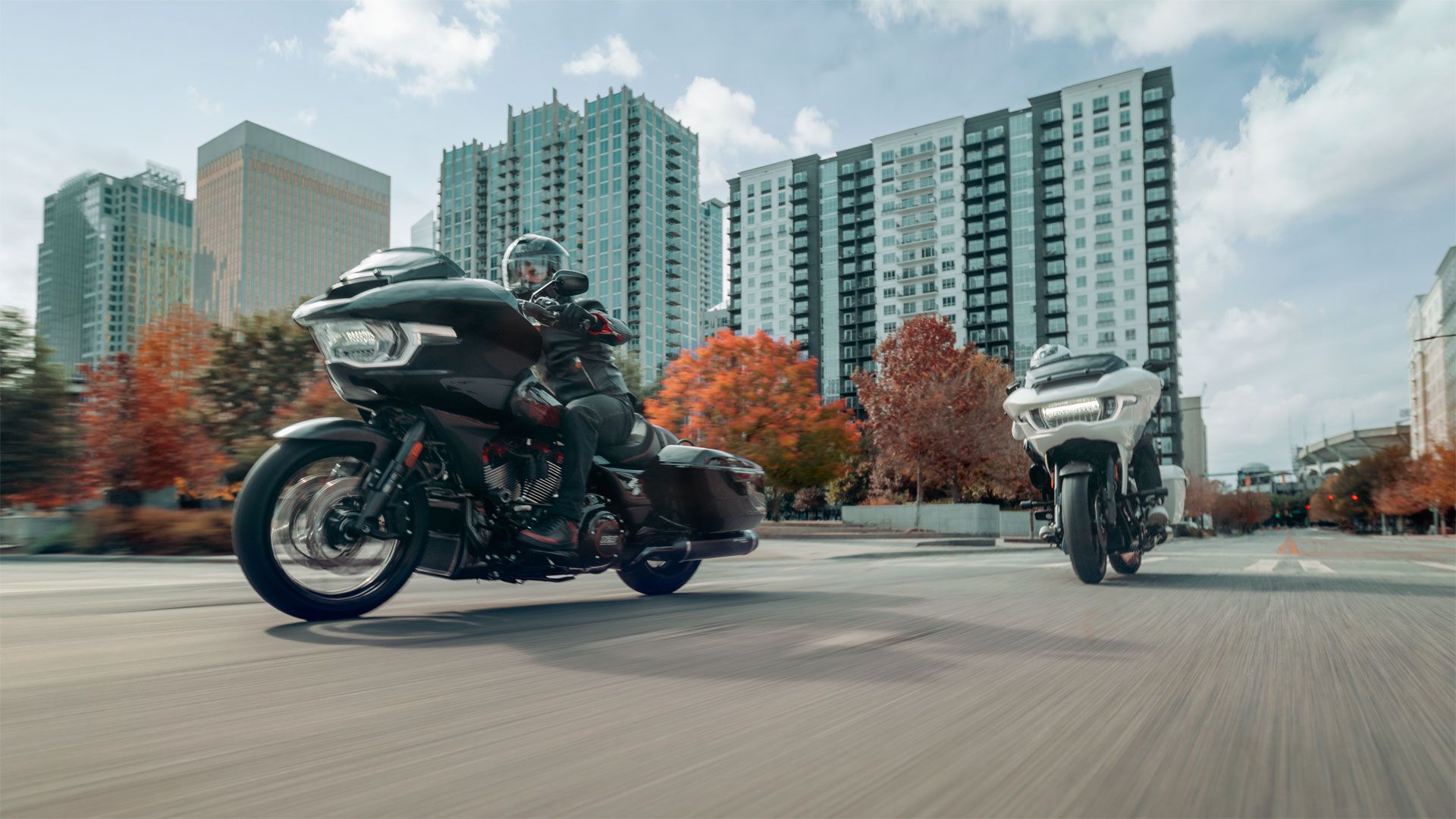 Harley Davidson FLTRXSE CVO Road Glide ST 2024 Accion (9)