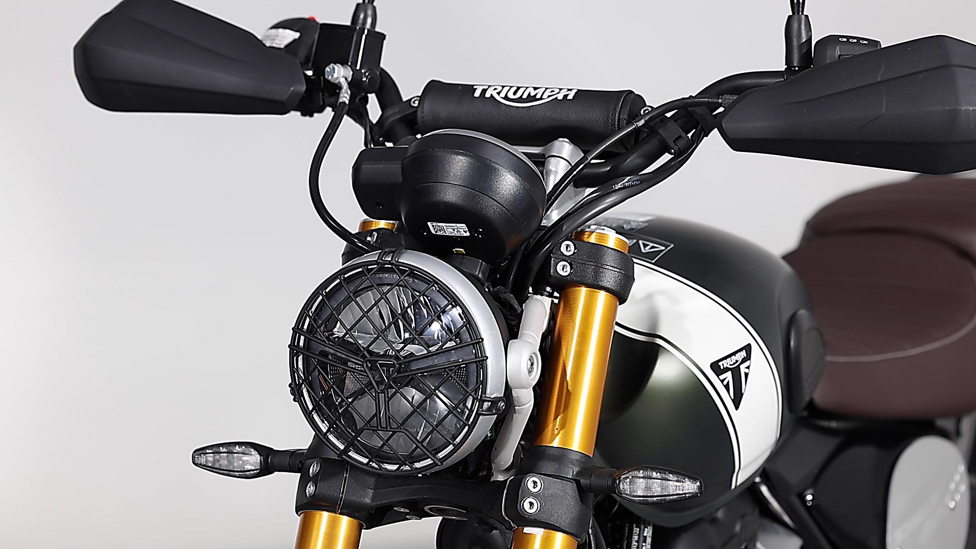 Comp Triumph Speed400 Scrambler400X detalles (2)