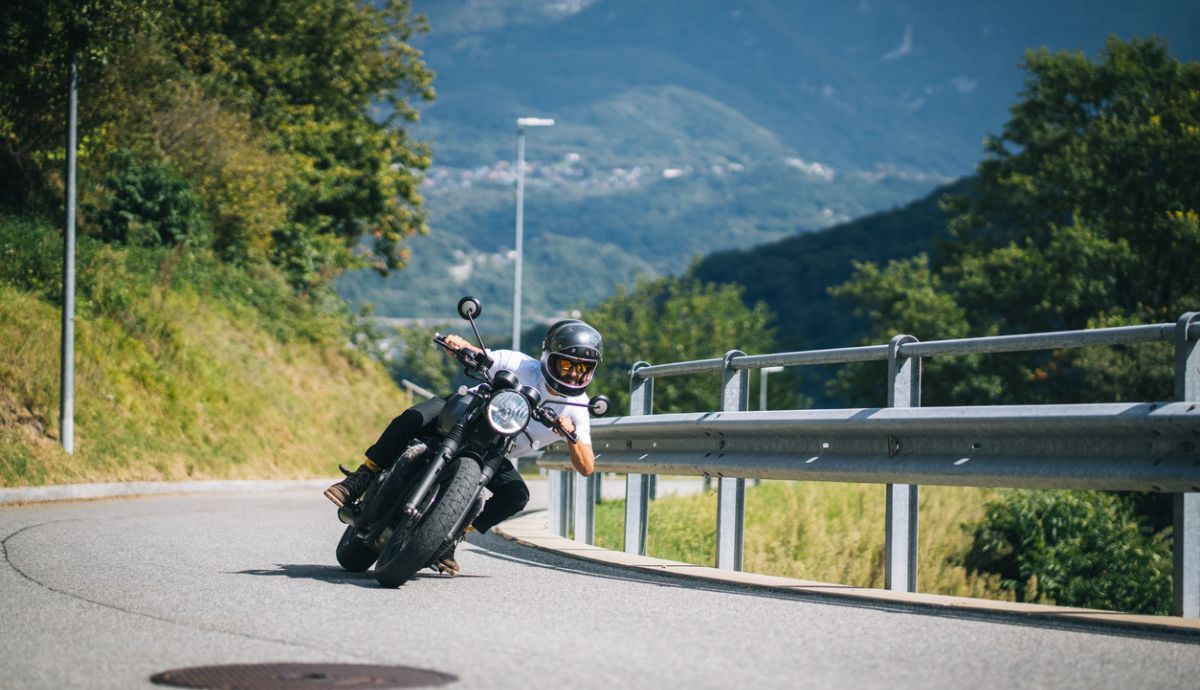Conducción arriesgada con la moto