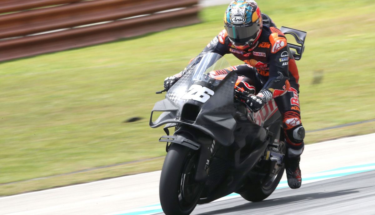 Dani Pedrosa ha probado una especie de guardabarros en su KTM