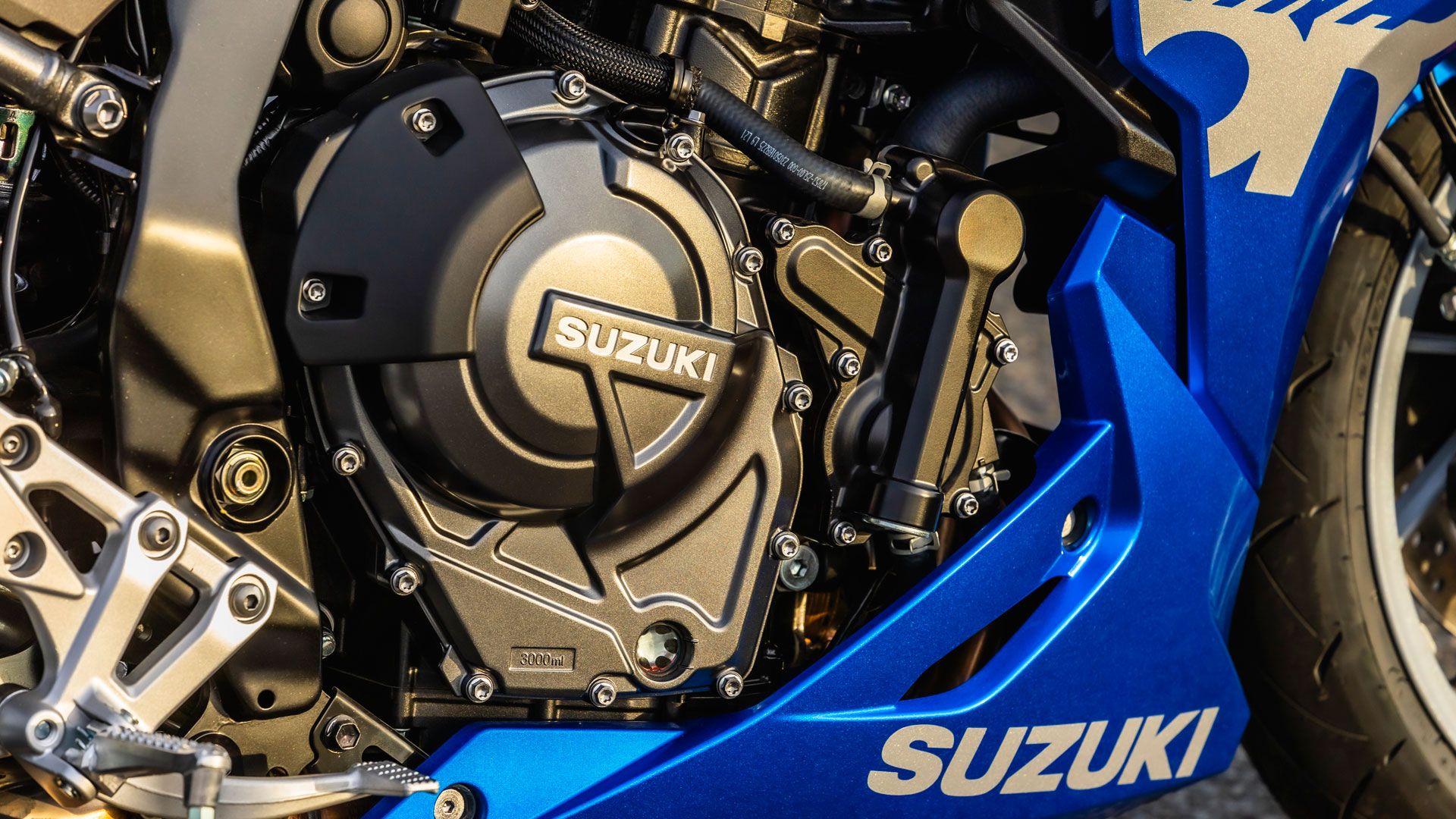 Suzuki 8R Detail 08