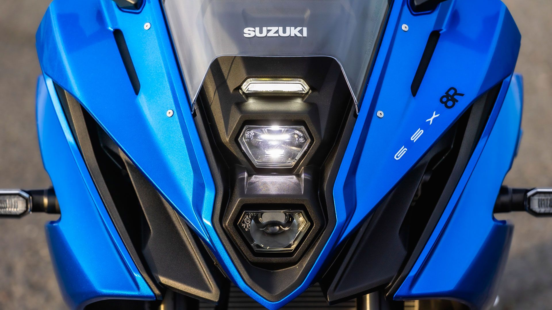 Suzuki 8R Detail 13