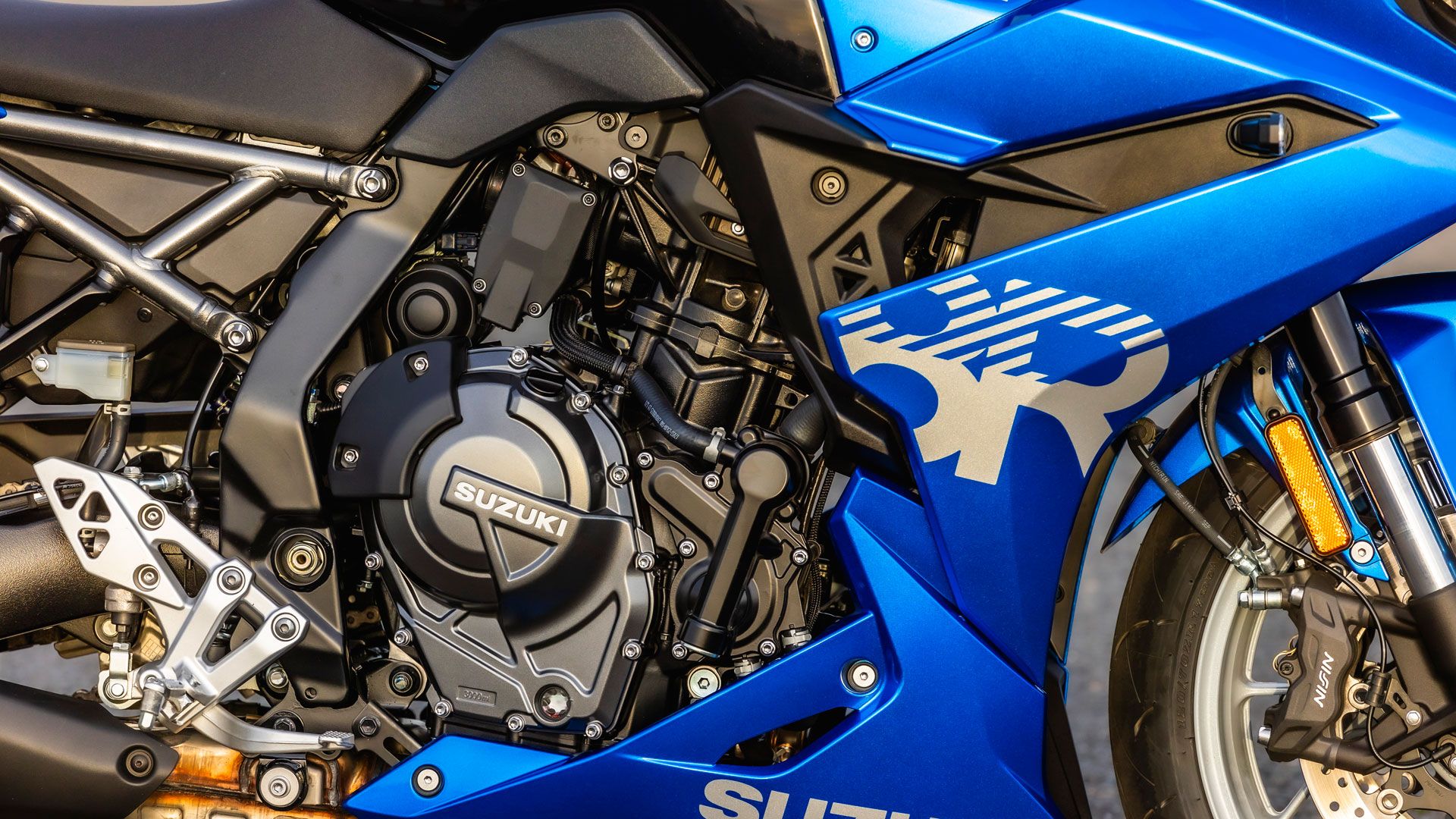 Suzuki 8R Detail 15