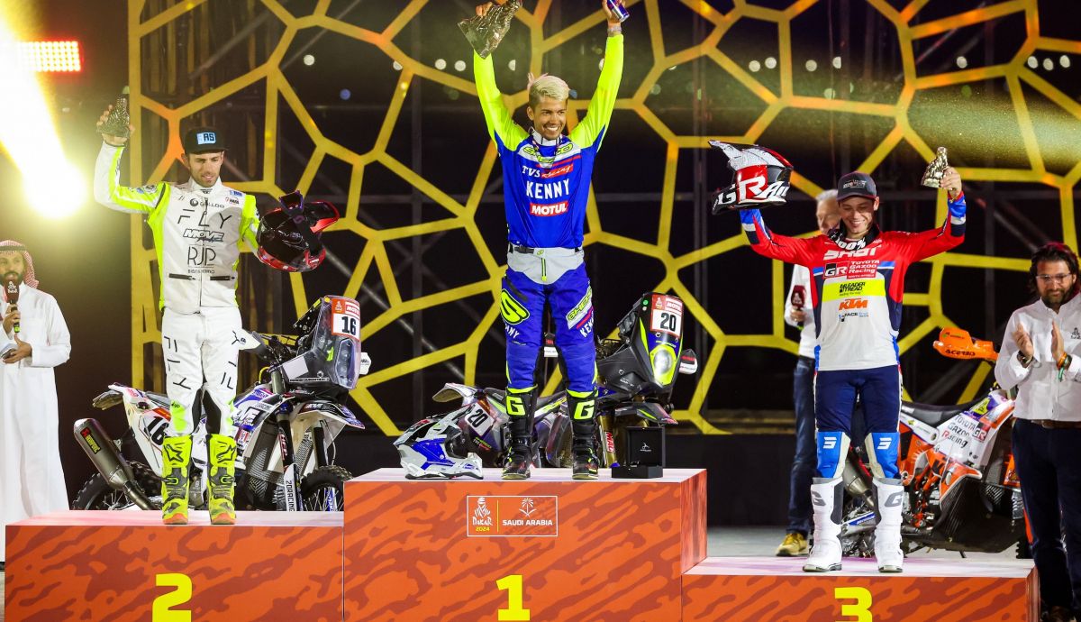 Harith Noah, ganador del Dakar 2024 en Rally2 ante Romain Dumontier y Bradley Cox Harith Noah, ganador del Dakar 2024 en Rally2 ante Romain Dumontier y Bradley Cox